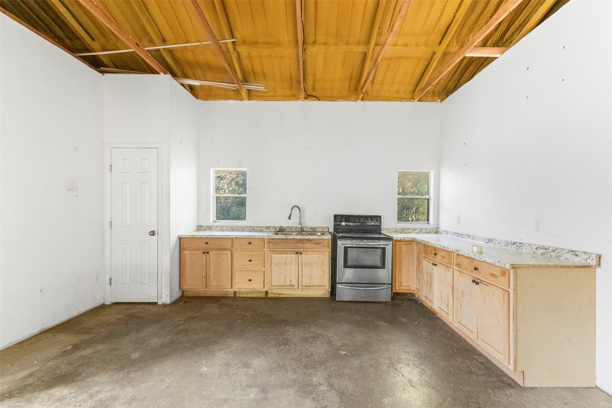 17760 County Road 3518 Property Photo 28