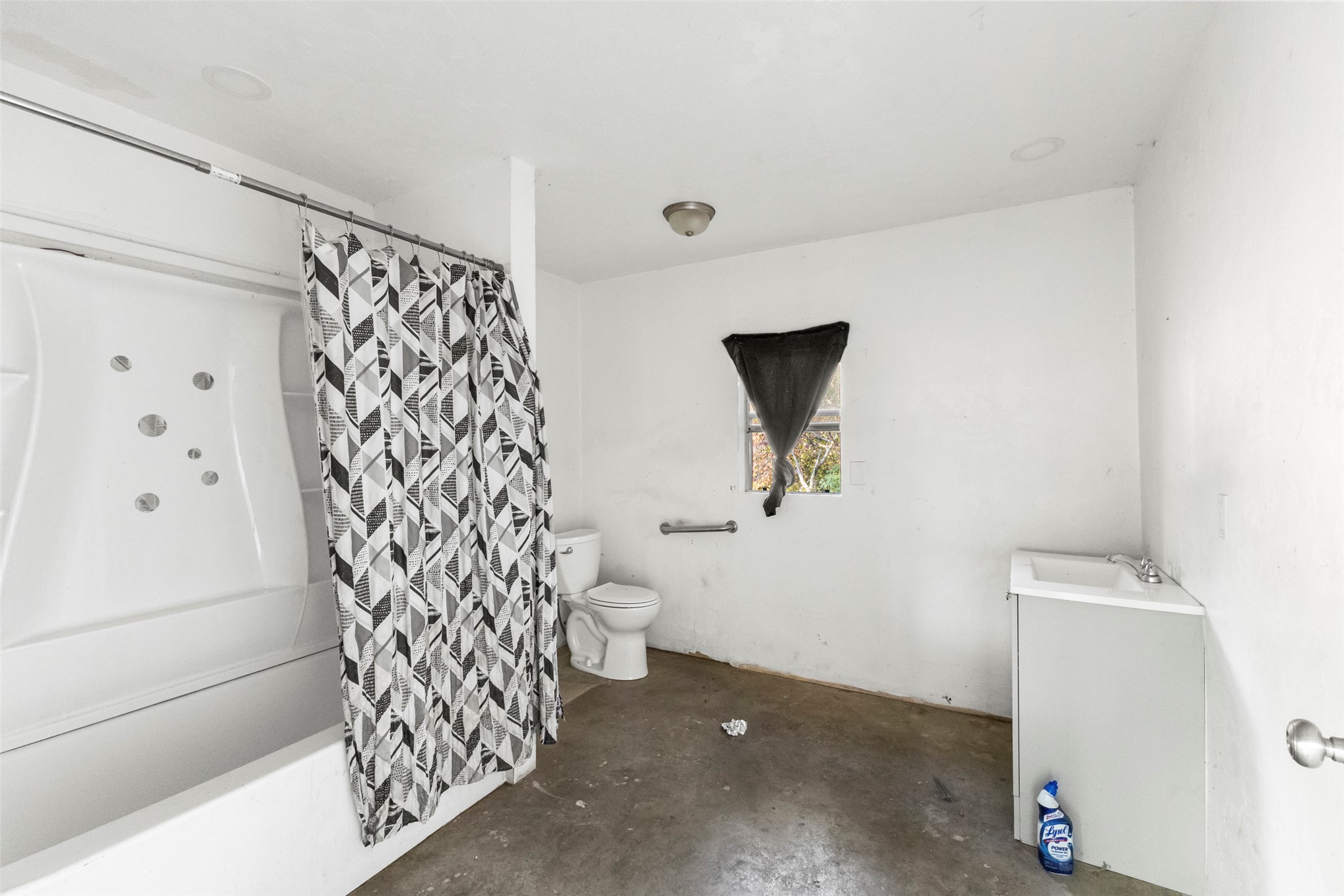 17760 County Road 3518 Property Photo 29