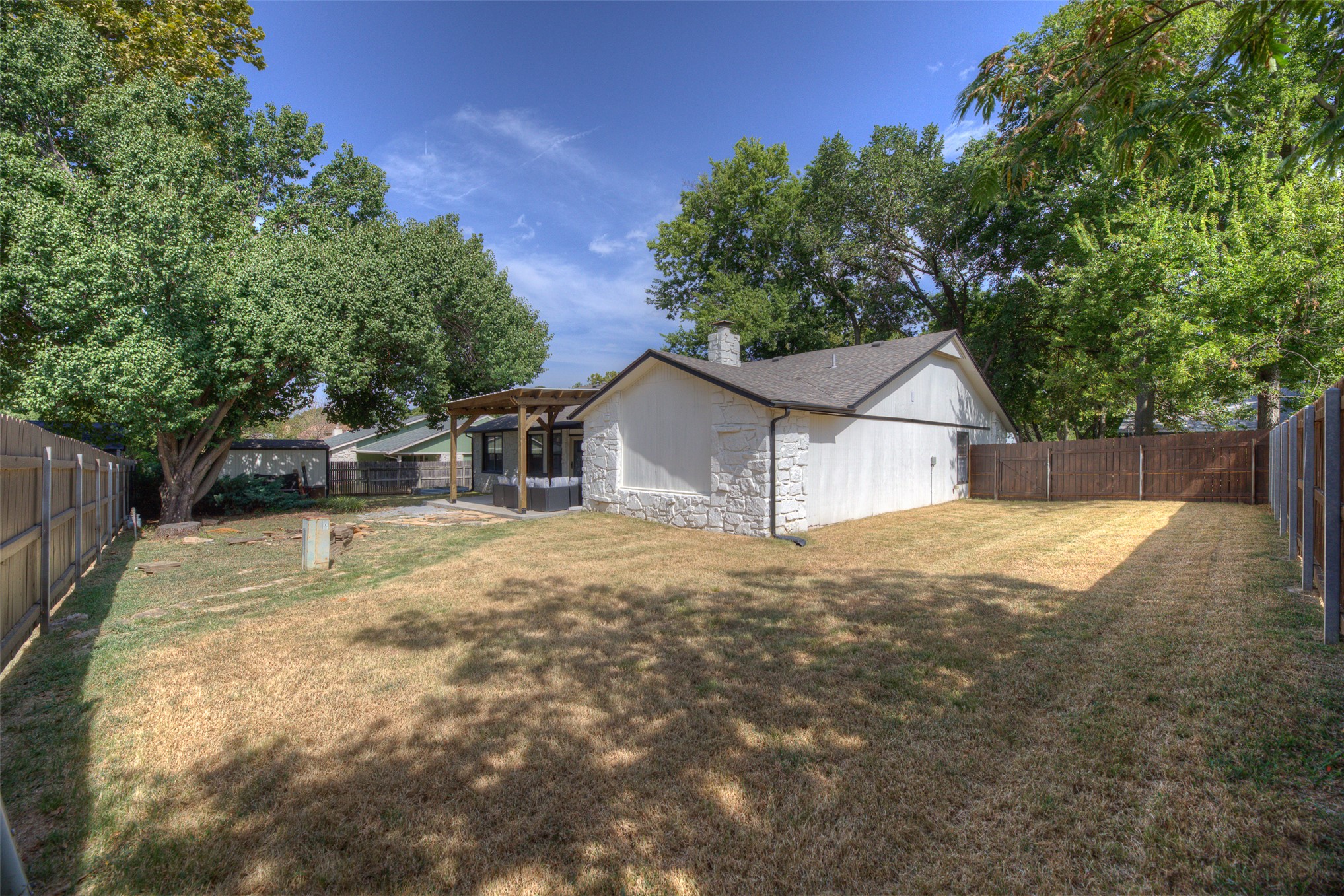 2526 W 68th Street Property Photo 27