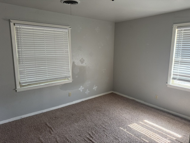 1101 E Delaware Avenue Property Photo 10
