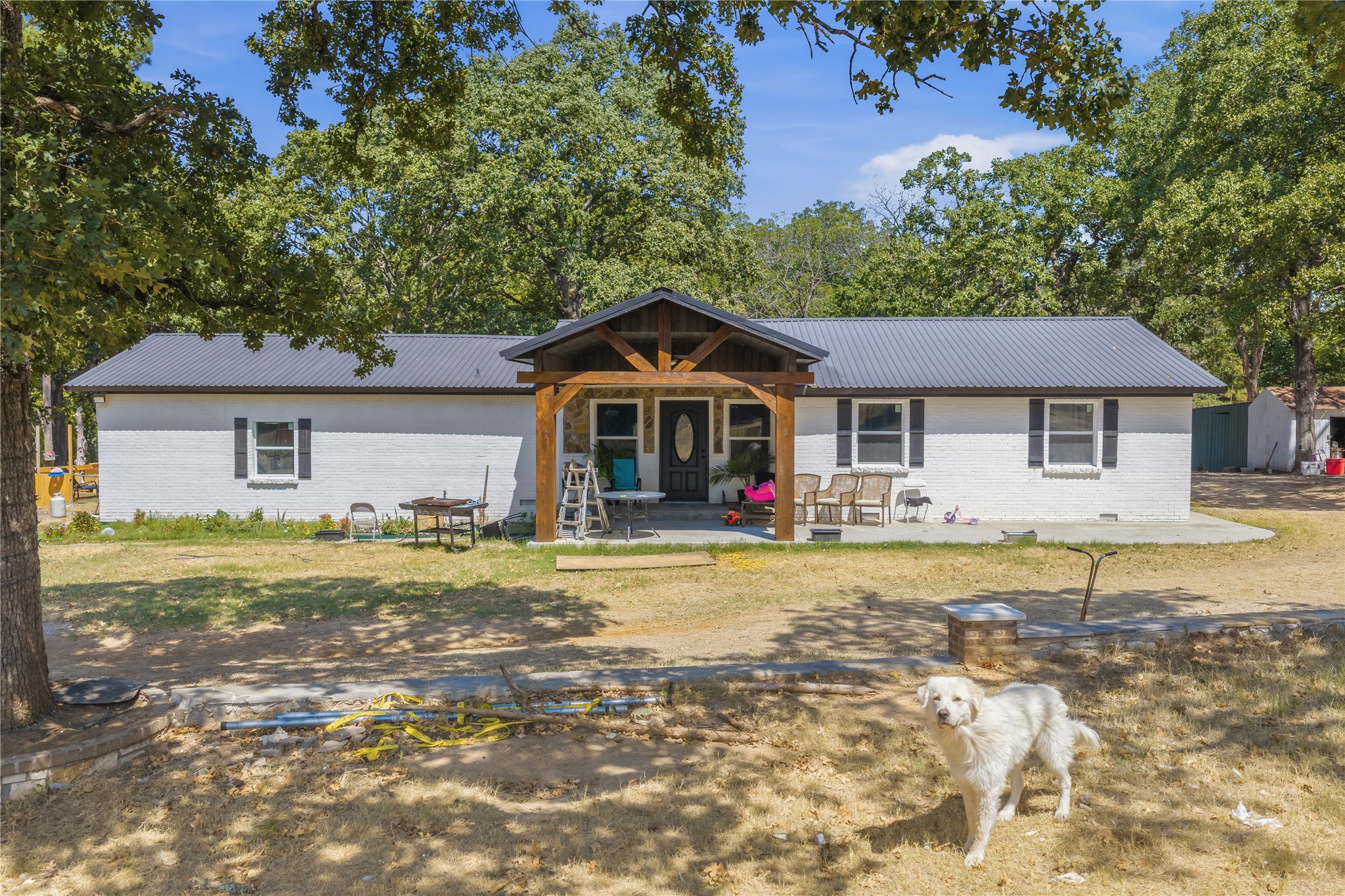 4747 Springdale Road Property Photo 2
