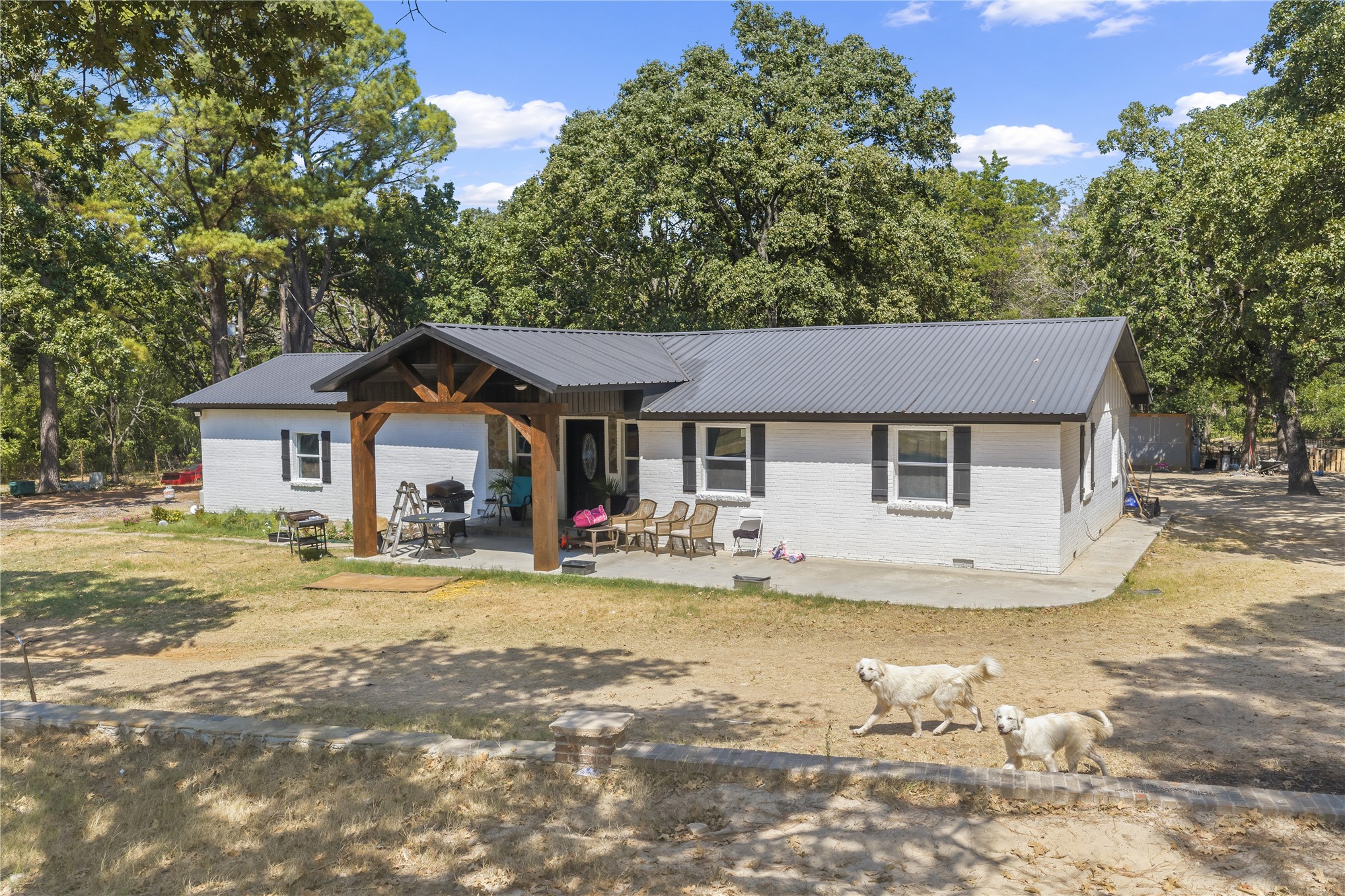 4747 Springdale Road Property Photo 23