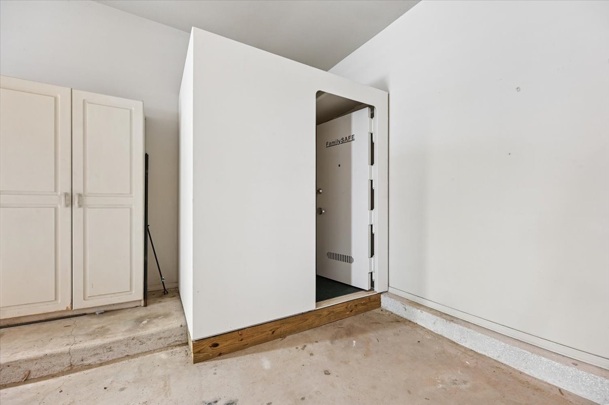 11245 S 66th East Avenue Property Photo 38