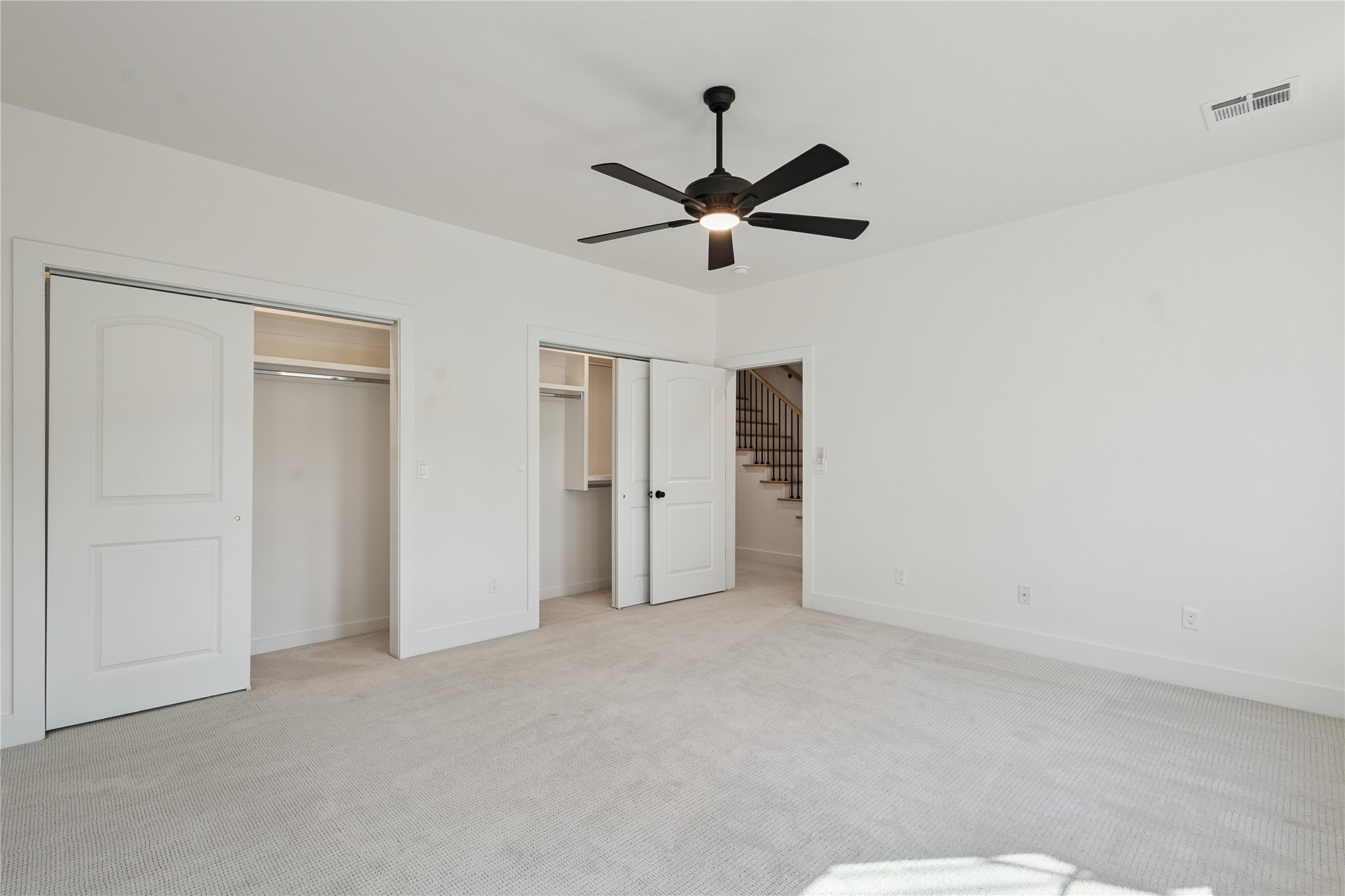 1049 E 8th Street Property Photo 28
