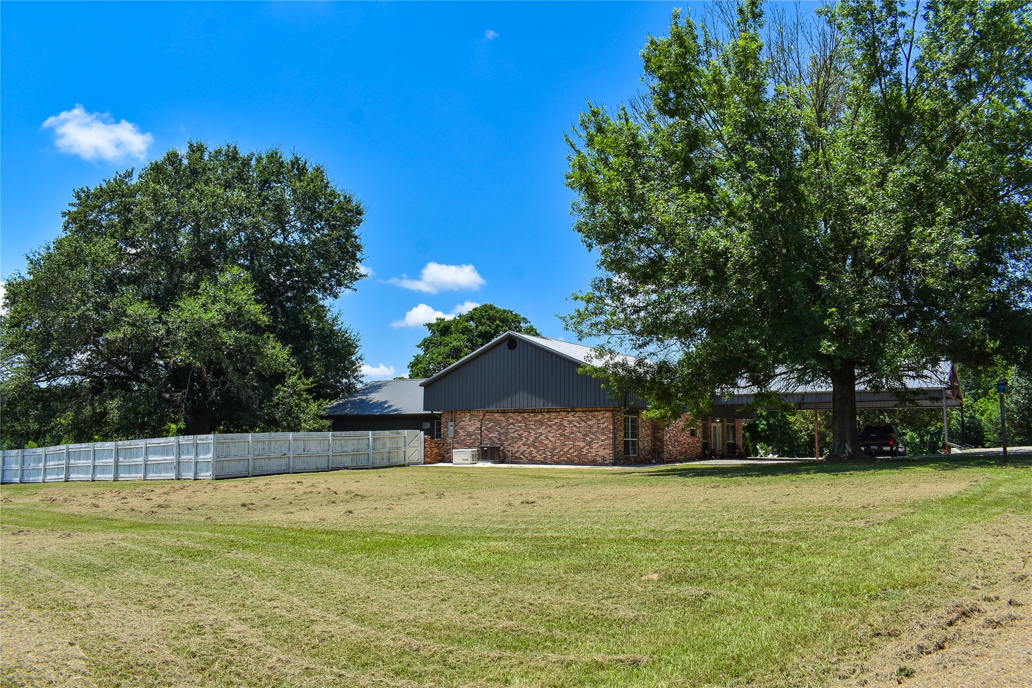 1313 E Main Street Property Photo 40