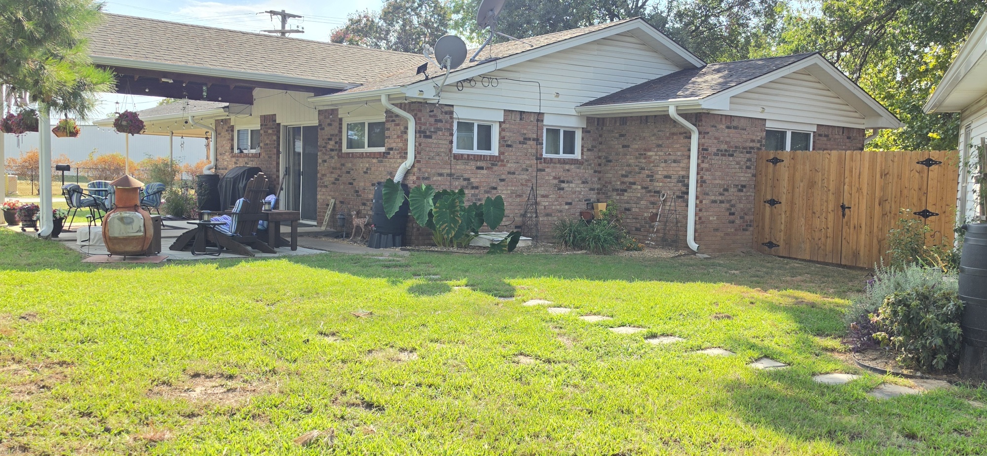 17 Breakenridge Drive Property Photo 3