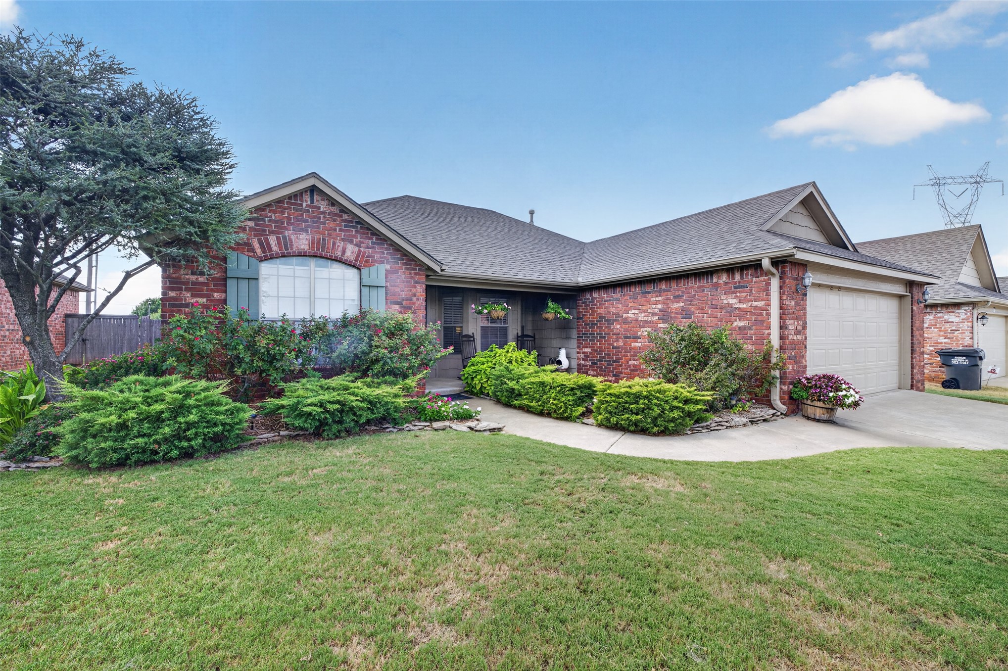 11710 S Primrose Street Property Photo 3