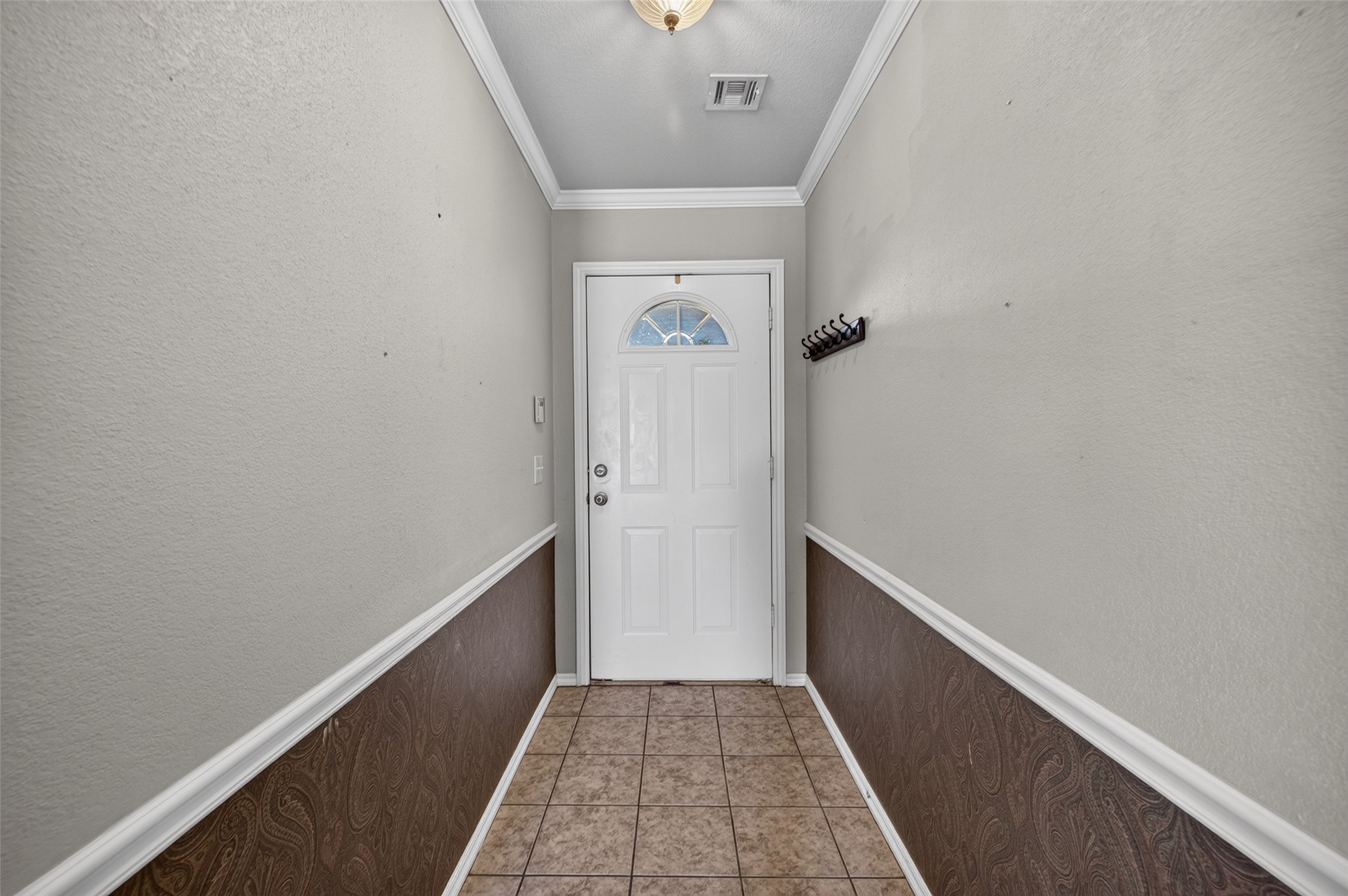 11710 S Primrose Street Property Photo 6