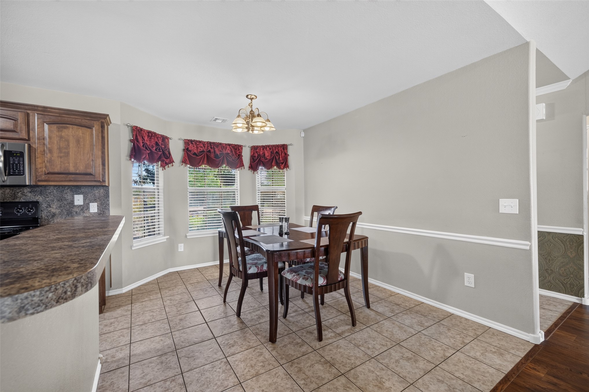 11710 S Primrose Street Property Photo 12