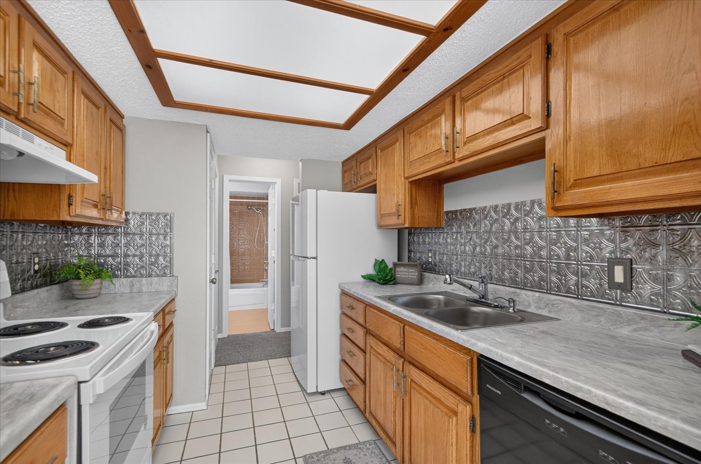 5255 Nowata Road K102 Property Photo 7