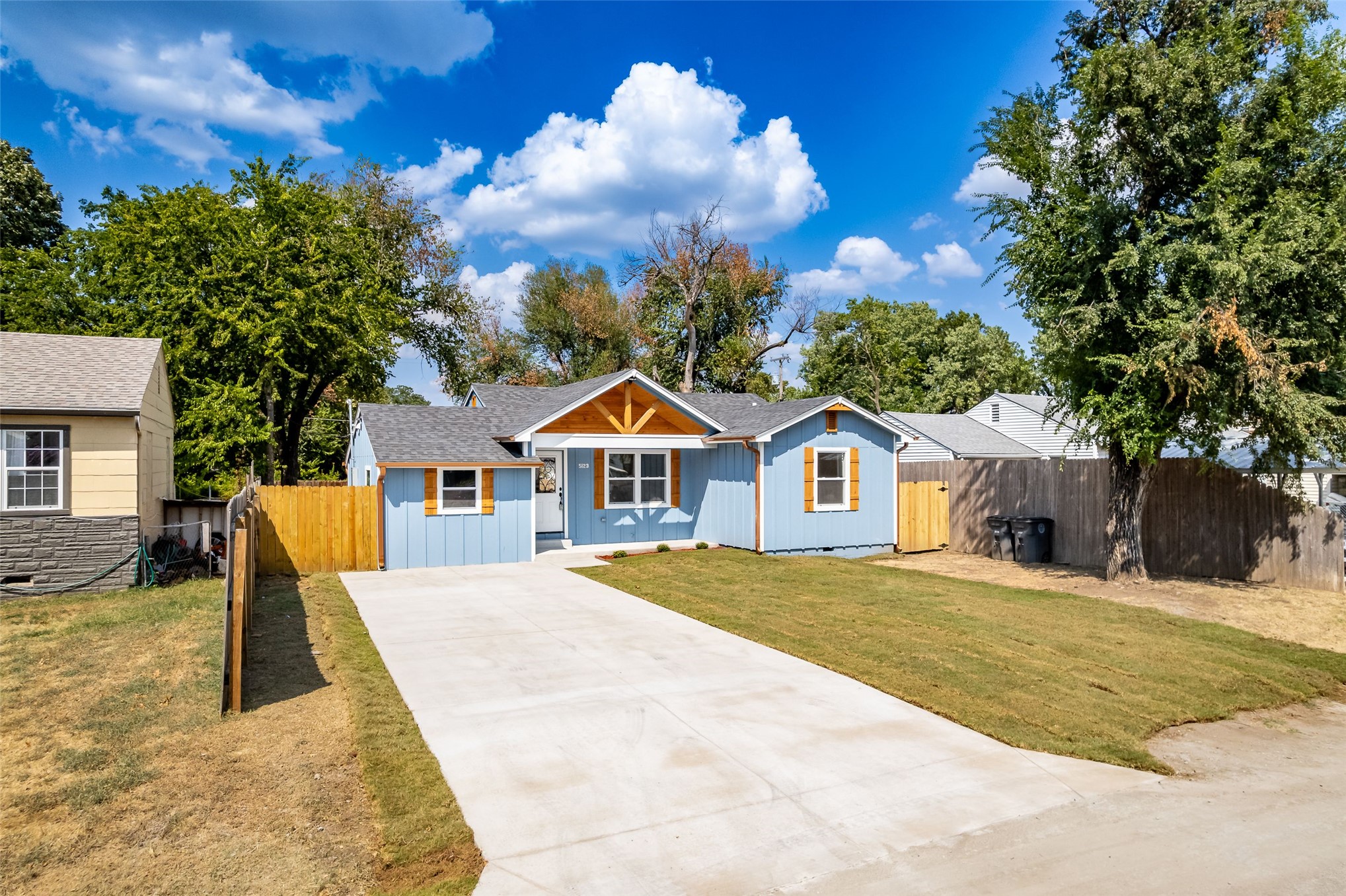 5123 E Easton Street Property Photo 9