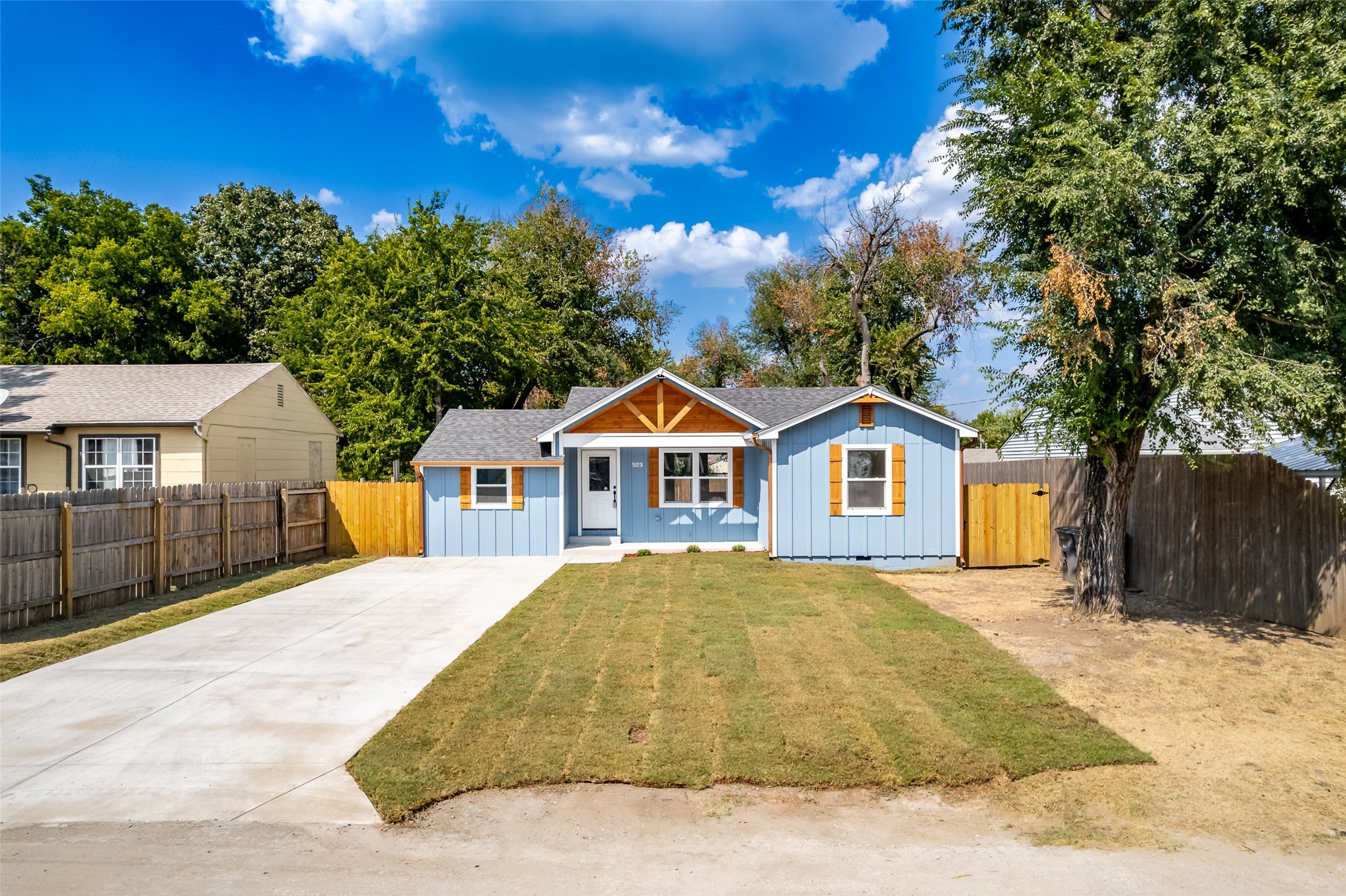 5123 E Easton Street Property Photo 10
