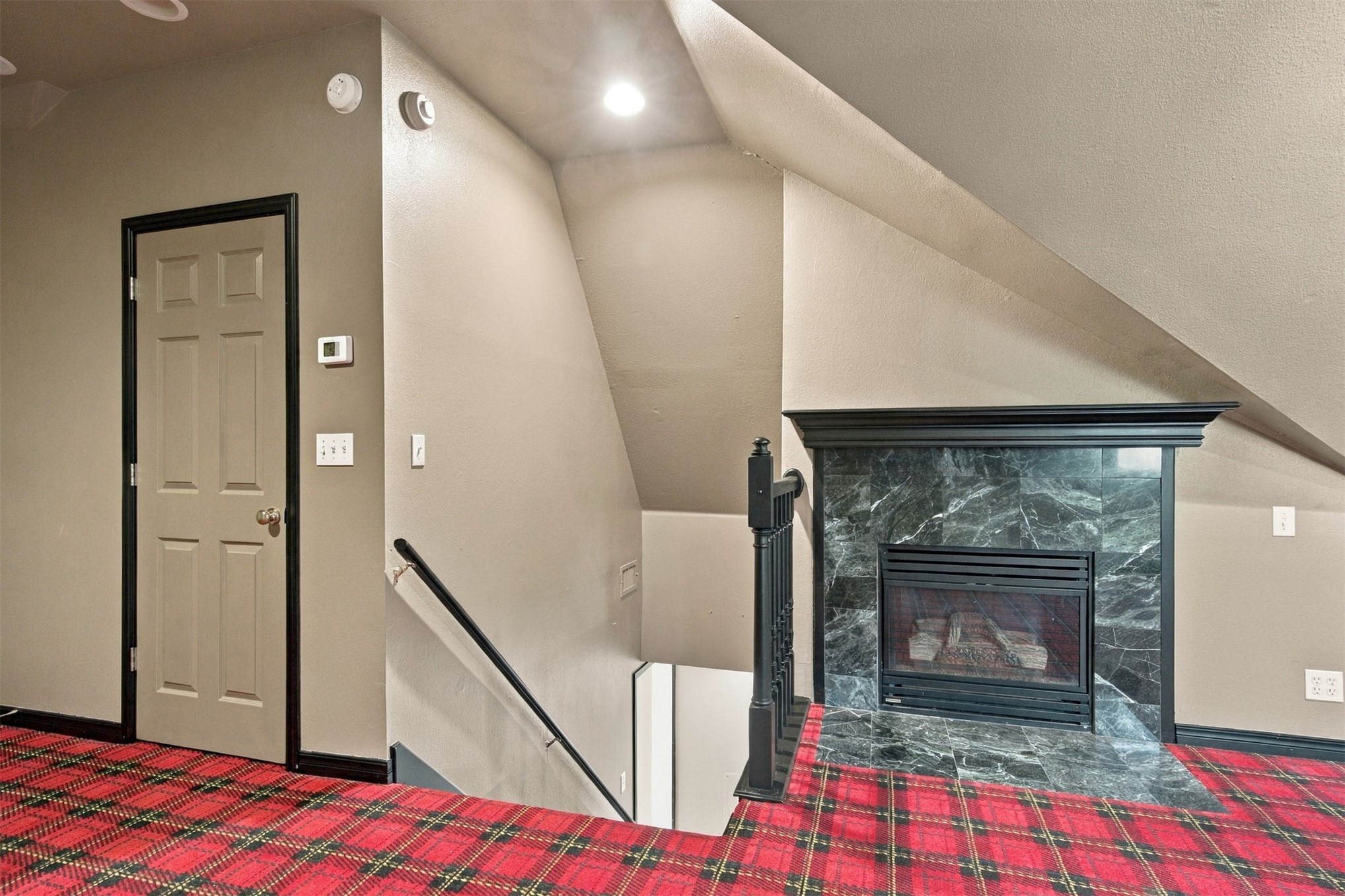 8308 S Allegheny Avenue Property Photo 33