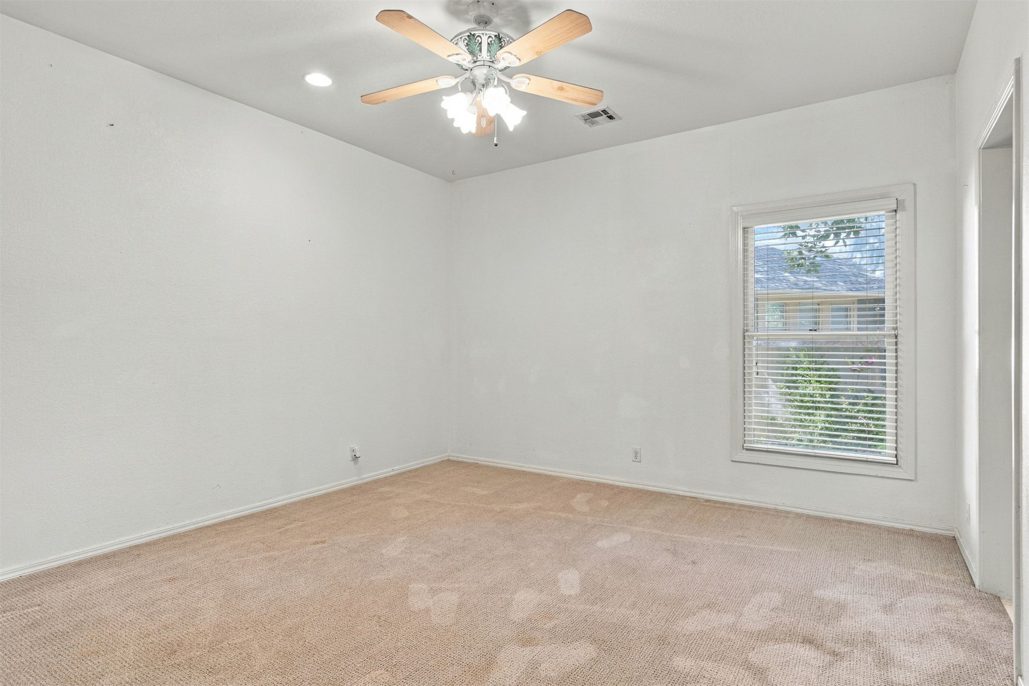 8308 S Allegheny Avenue Property Photo 38