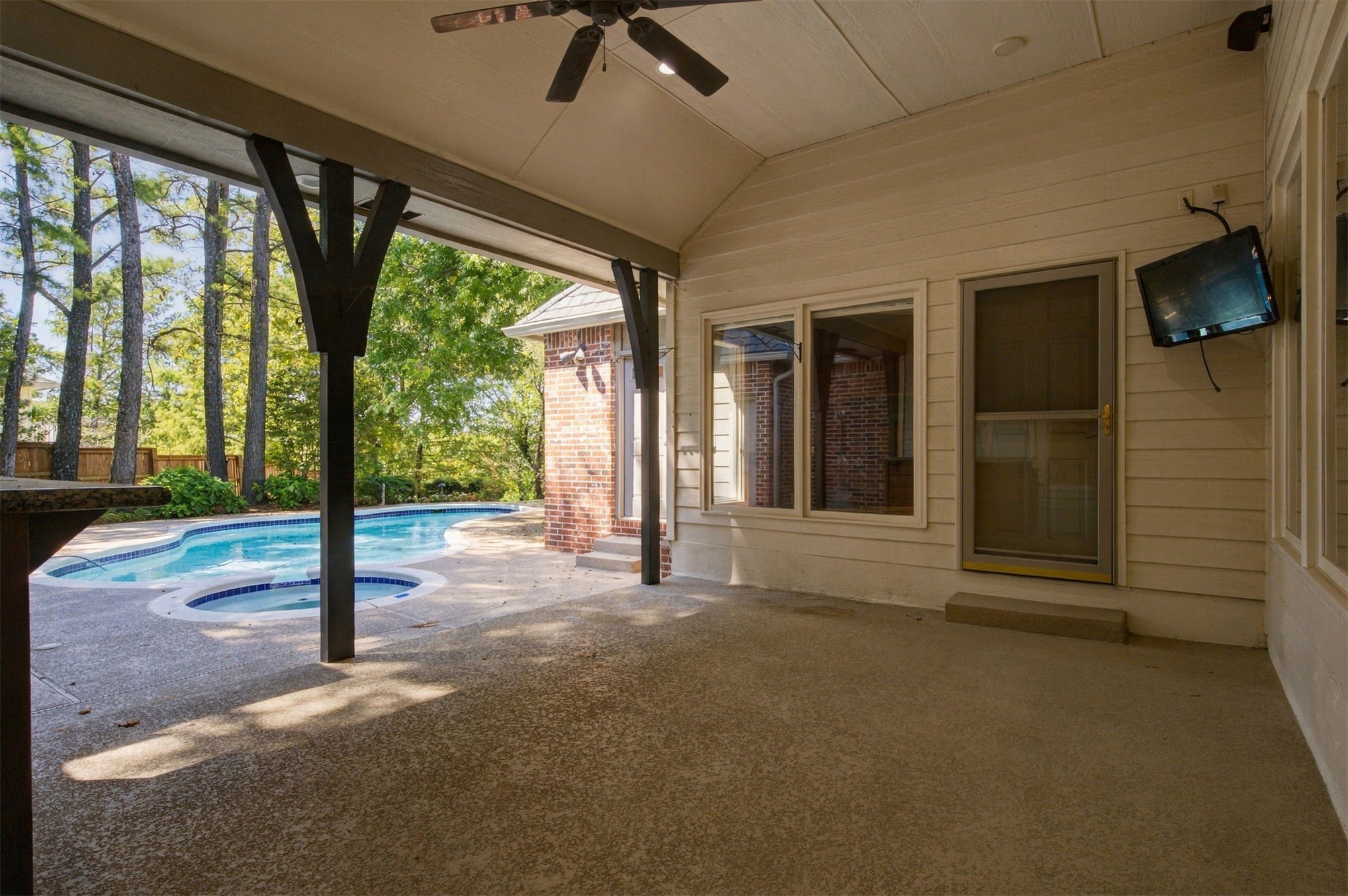 8308 S Allegheny Avenue Property Photo 58