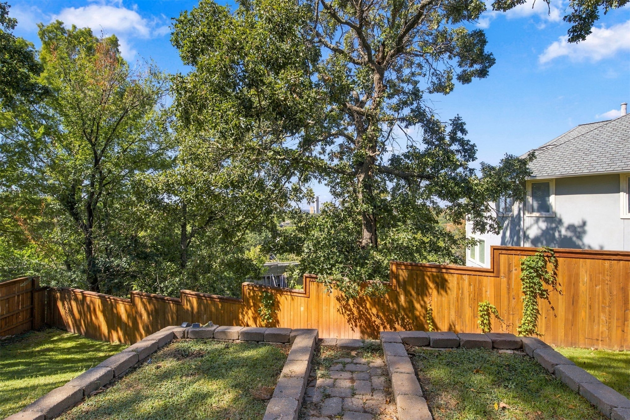 8308 S Allegheny Avenue Property Photo 65