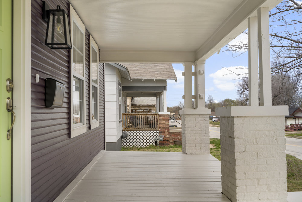 1402 N Main Street Property Photo 11