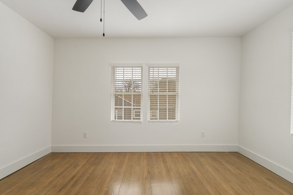 1402 N Main Street Property Photo 36