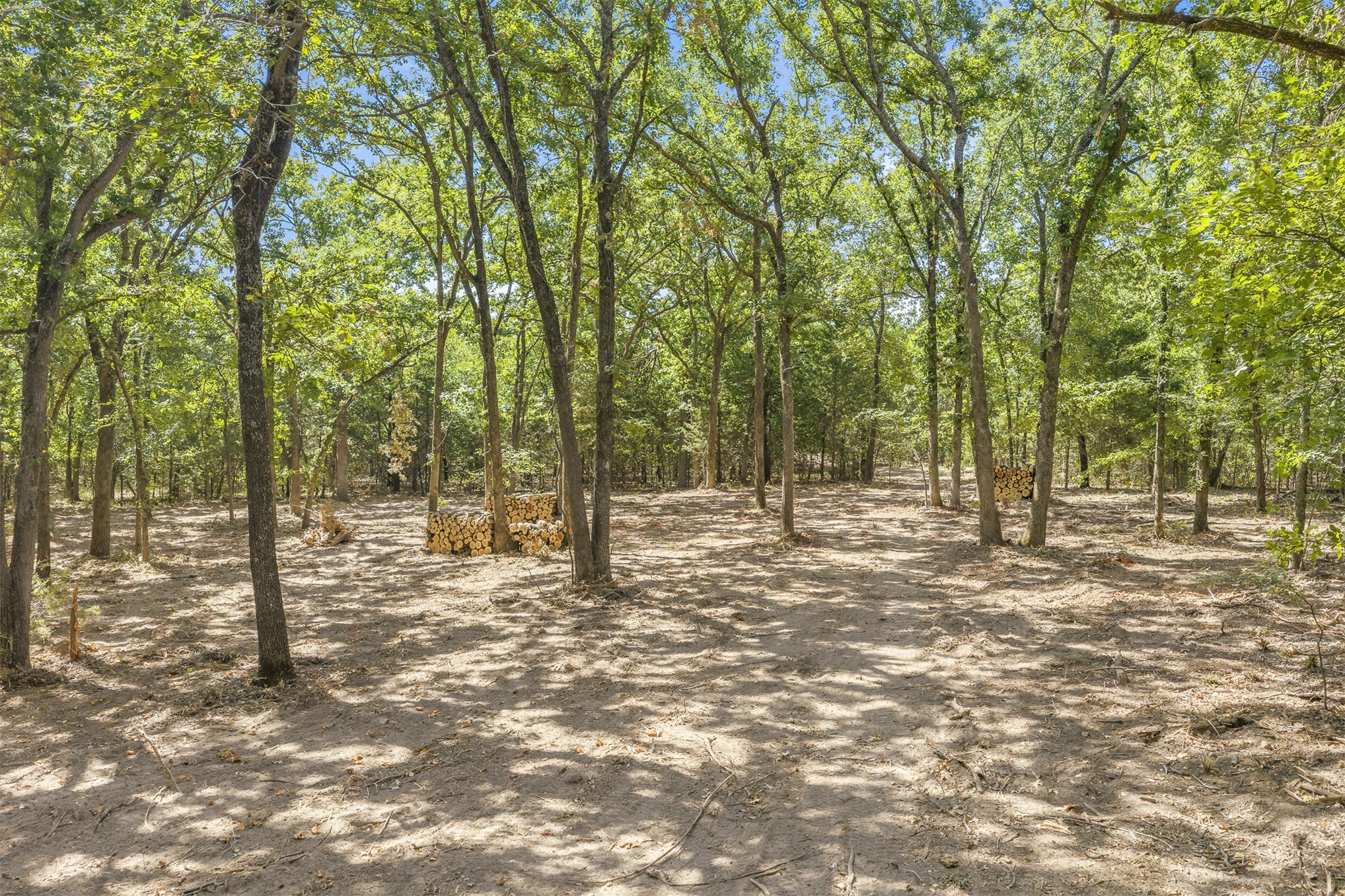 3 County Road 3480 Property Photo 3
