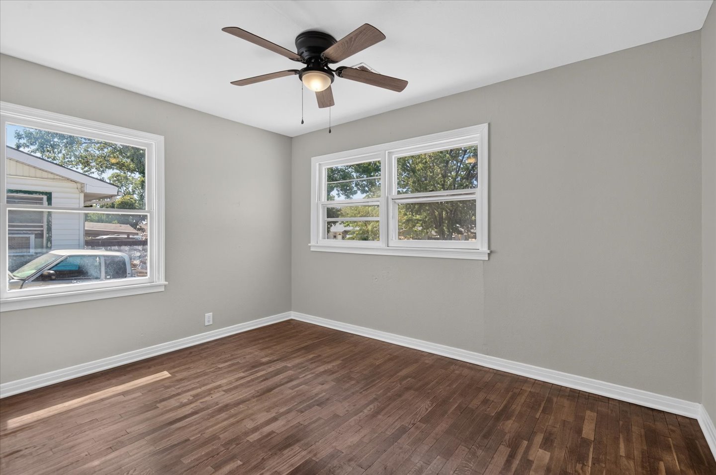 1812 S Armstrong Avenue Property Photo 14