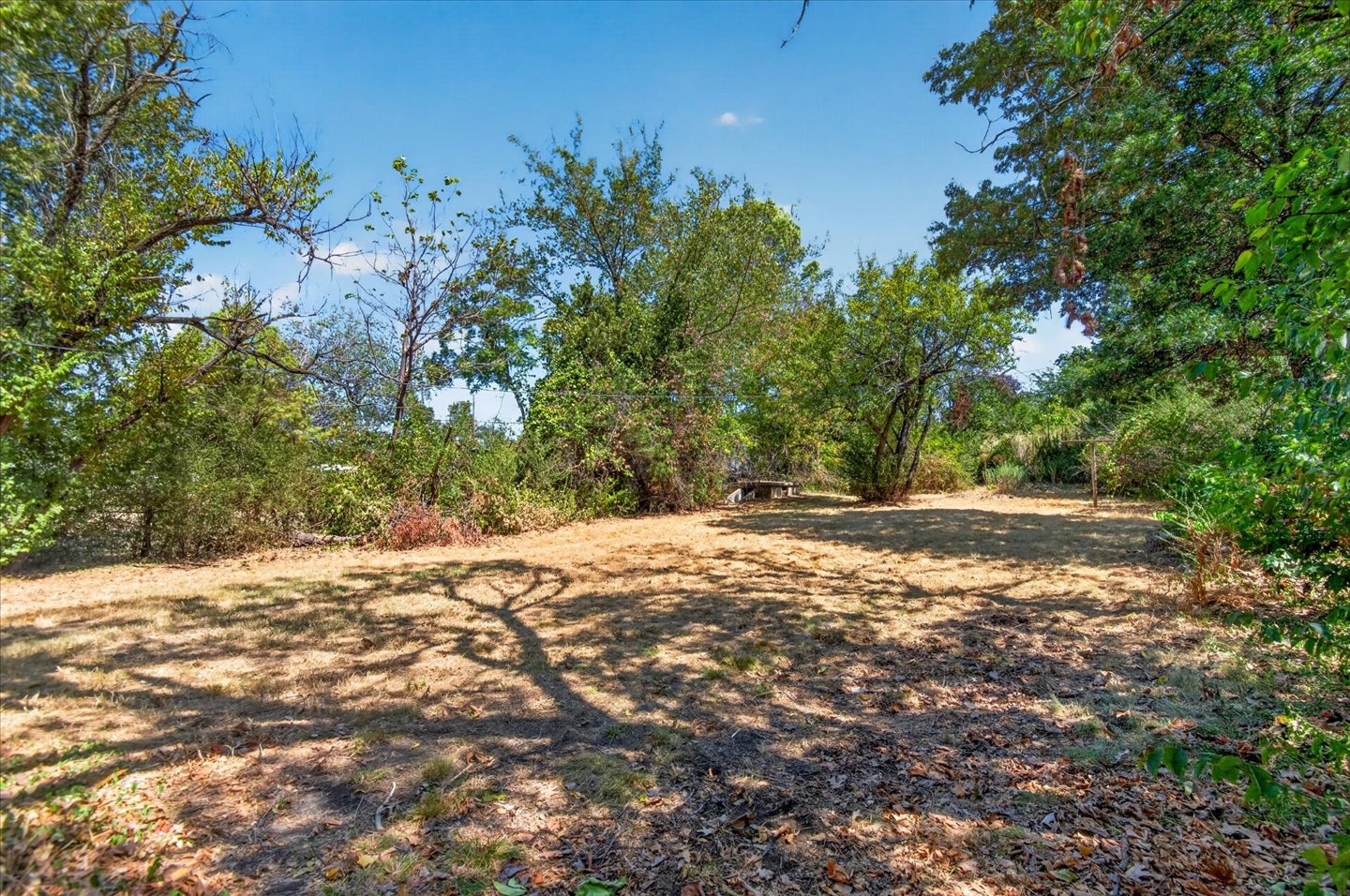 1812 S Armstrong Avenue Property Photo 18