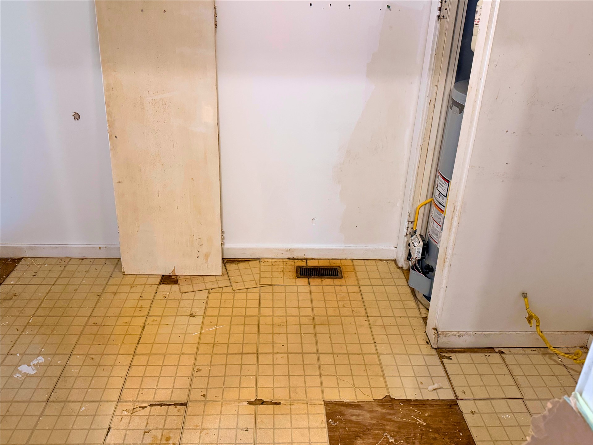 314 N 17th Street Property Photo 8