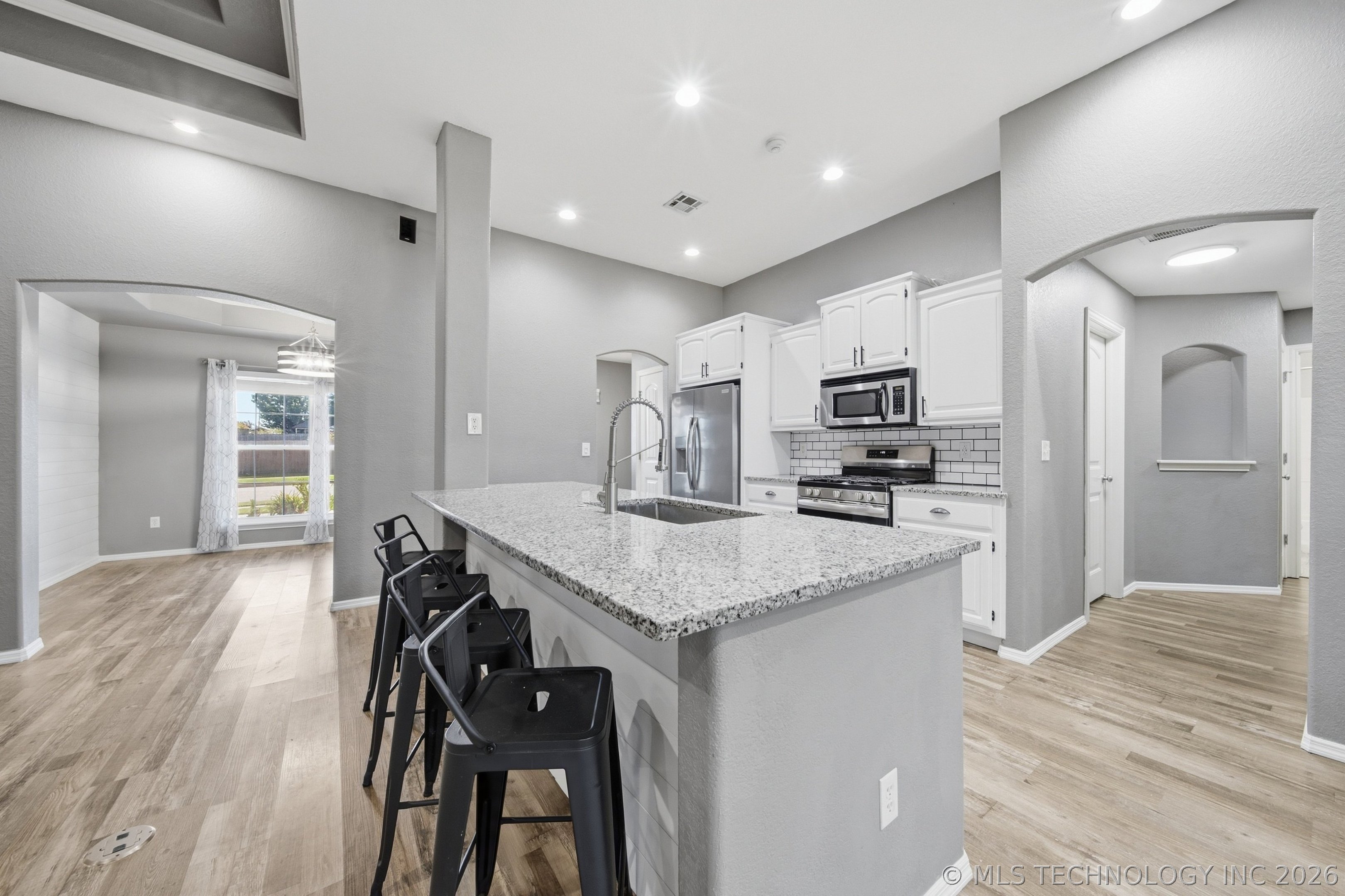 5102 Bahama Avenue Property Photo 7