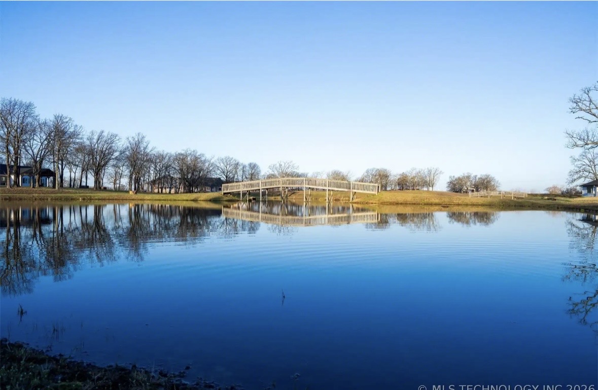 18303 E Wilderness Road Property Photo 2