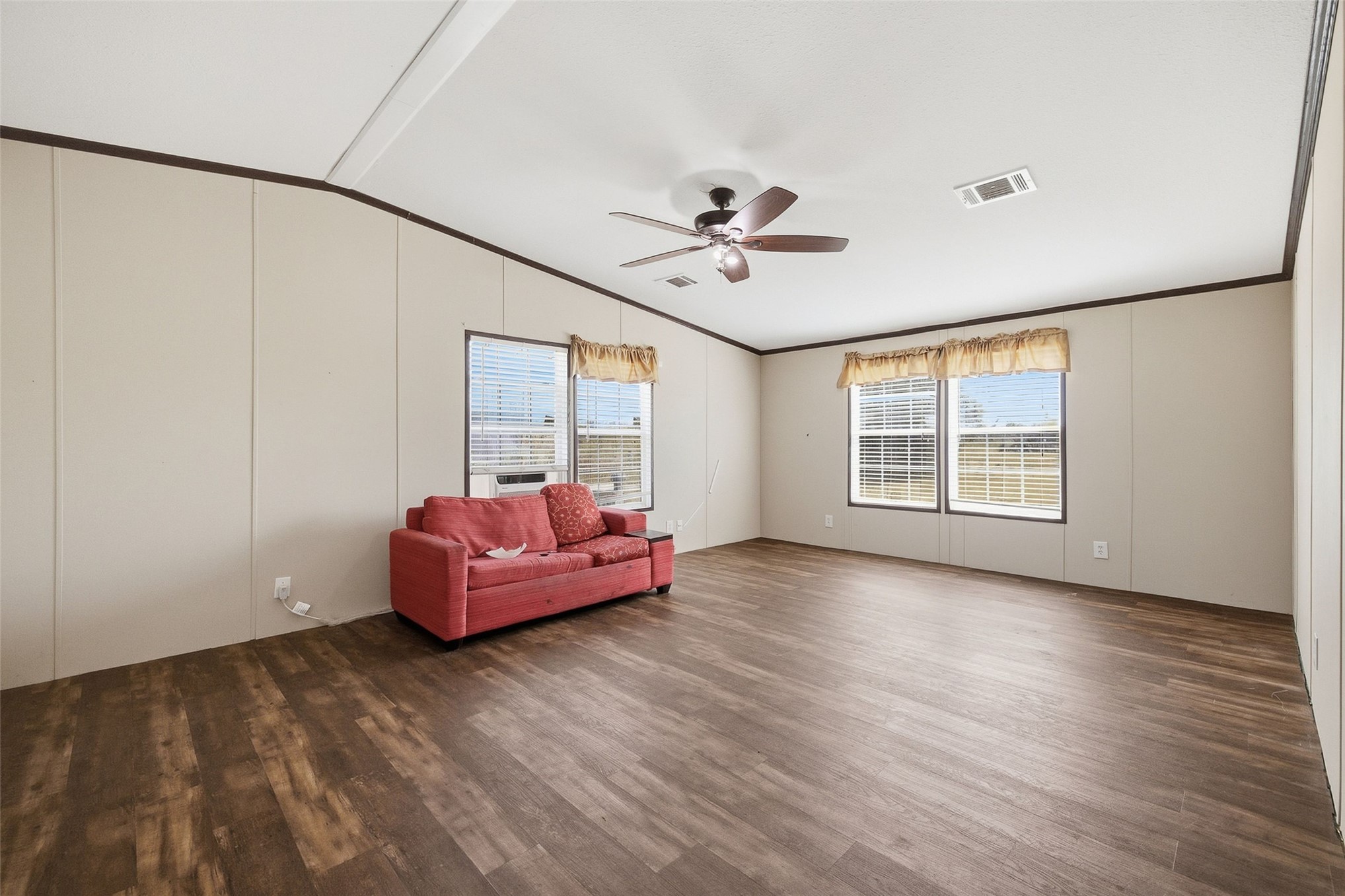 9130 N 230 Road Property Photo 32