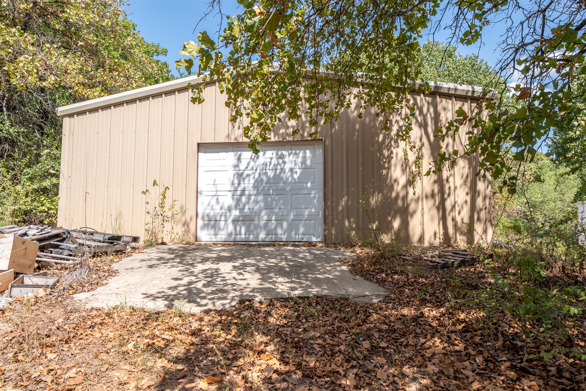 102140 N 3740 Property Photo 19