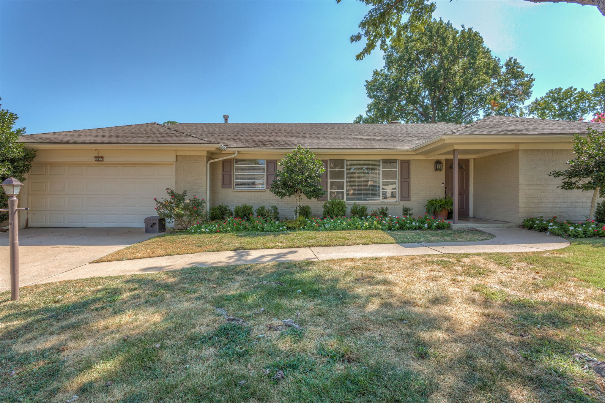 5833 S Joplin Avenue Property Photo 1