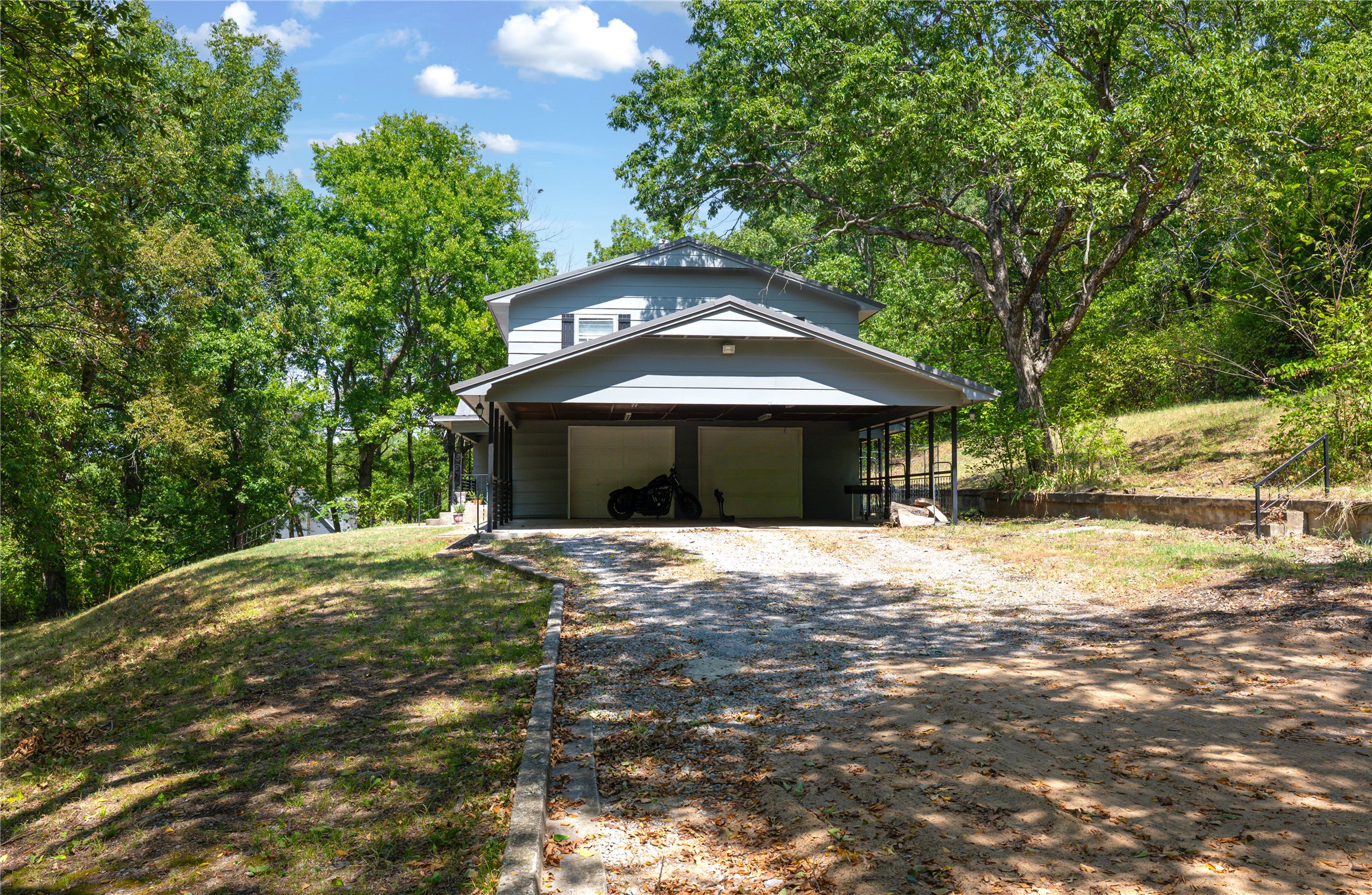 24092 S Black Valley Road Property Photo 5