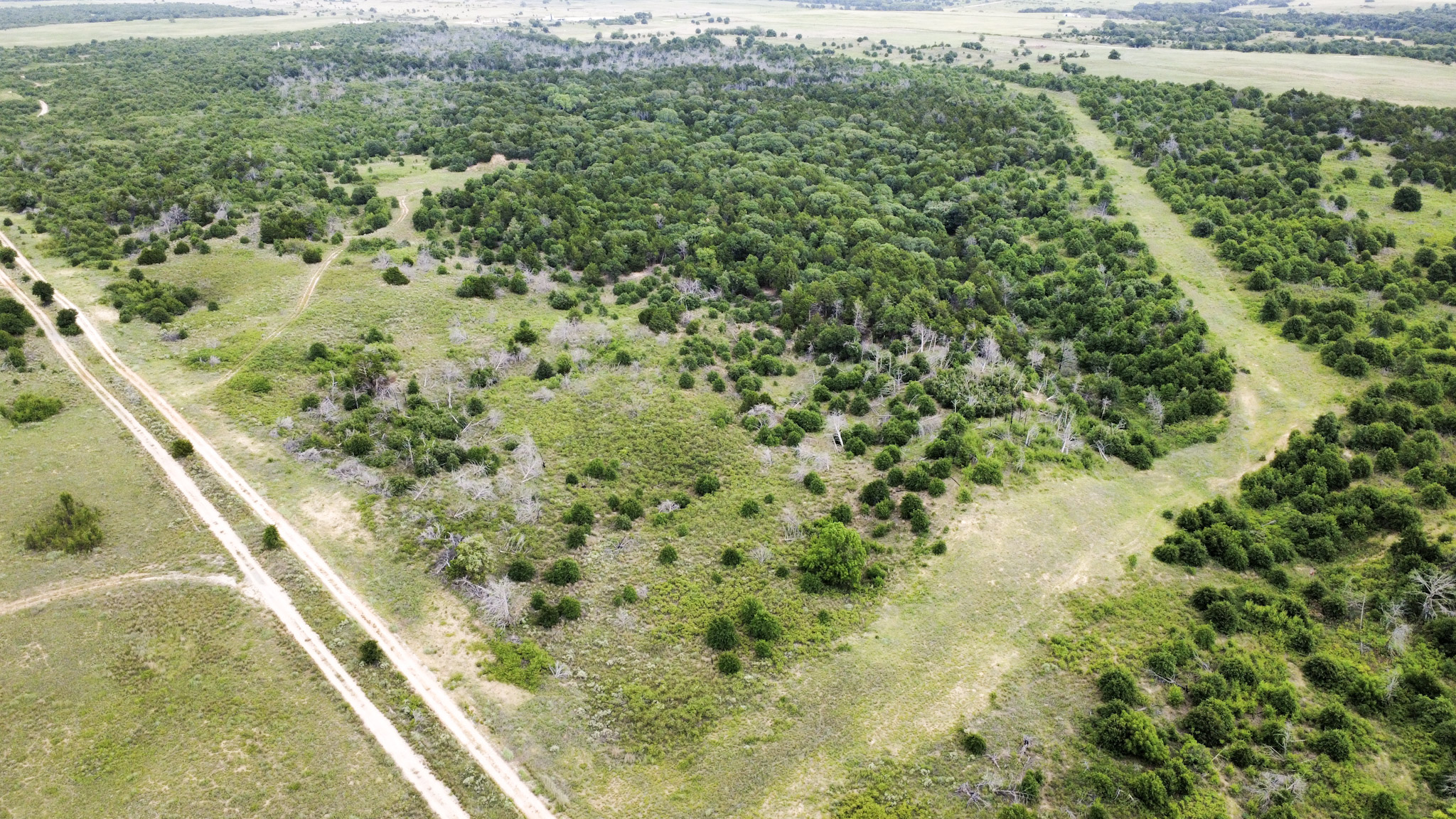 01 E 680 Road Property Photo 5
