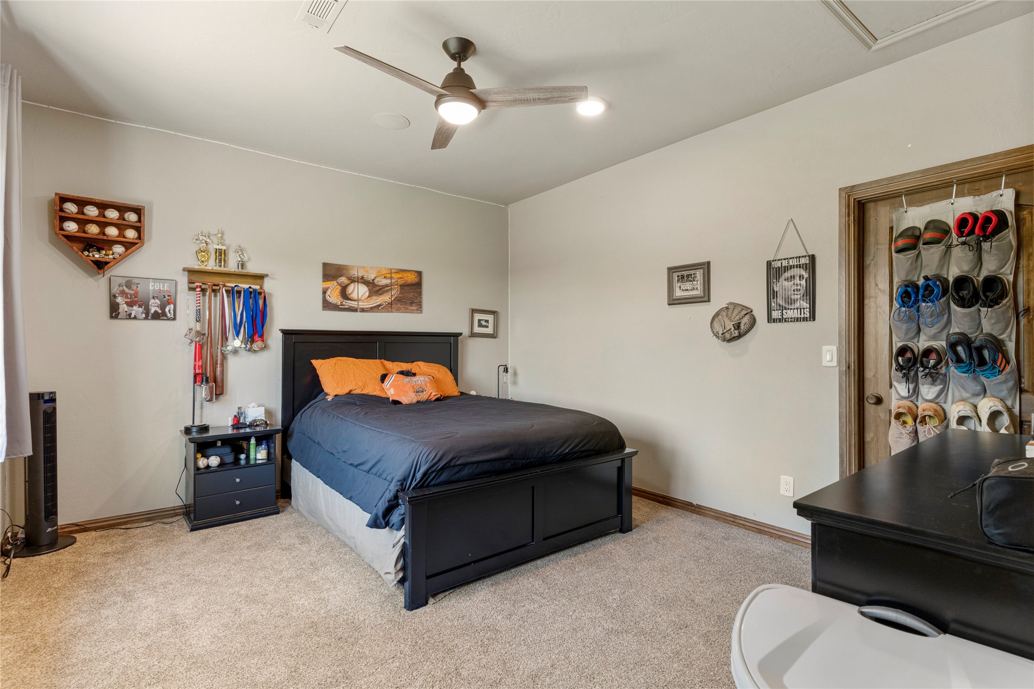 1211 N Cimarron Hill Property Photo 32