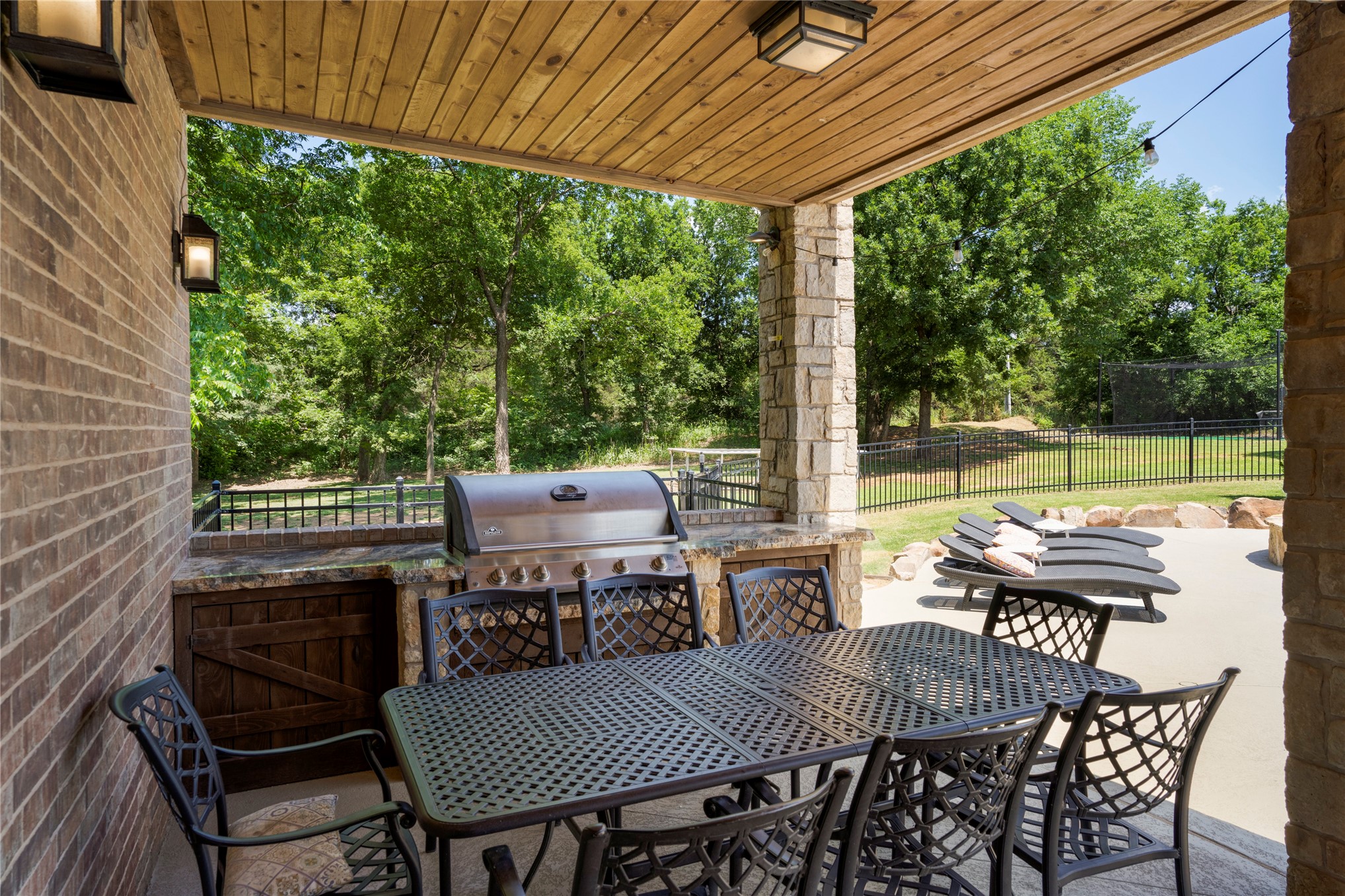 1211 N Cimarron Hill Property Photo 42