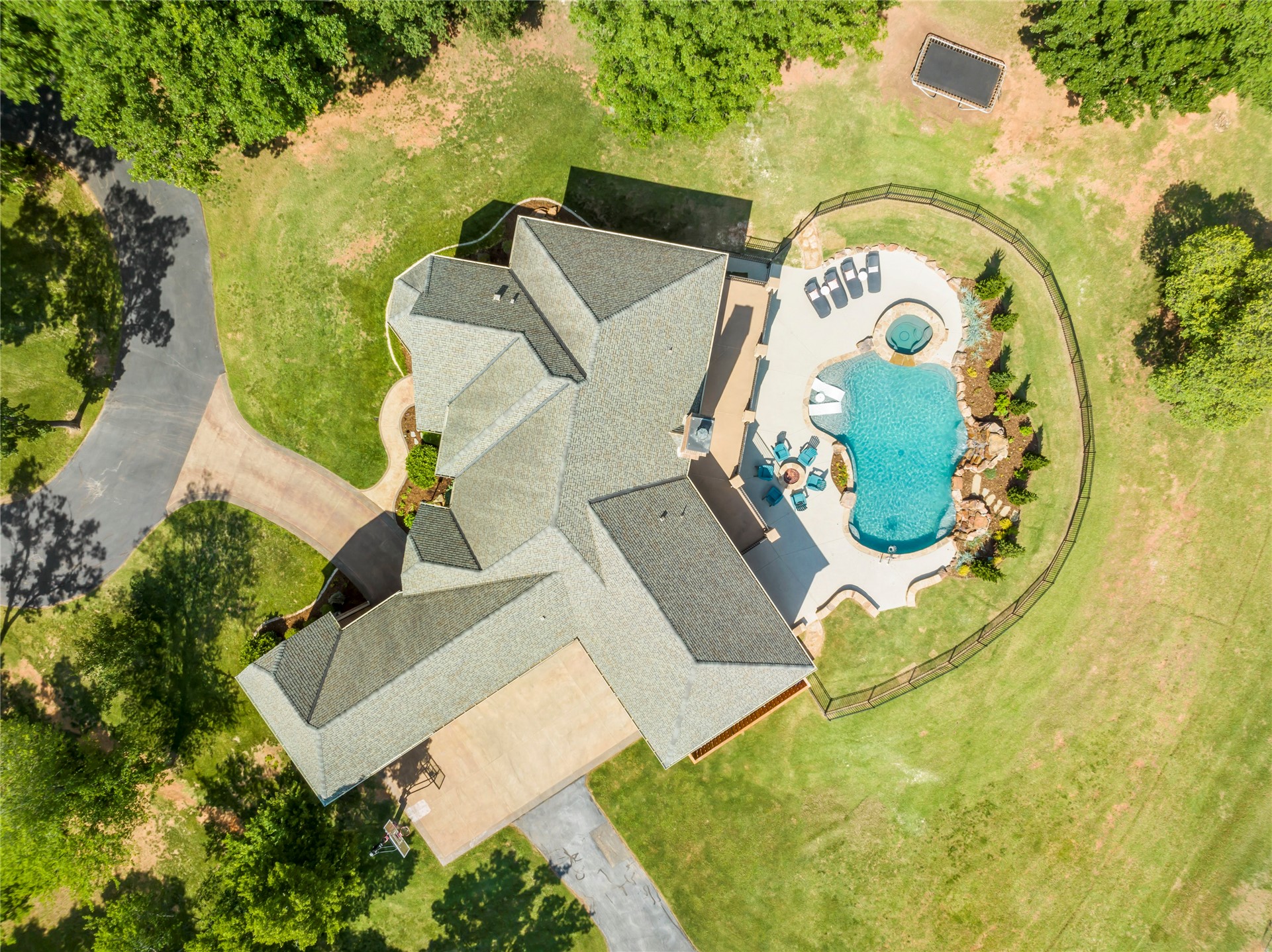 1211 N Cimarron Hill Property Photo 48