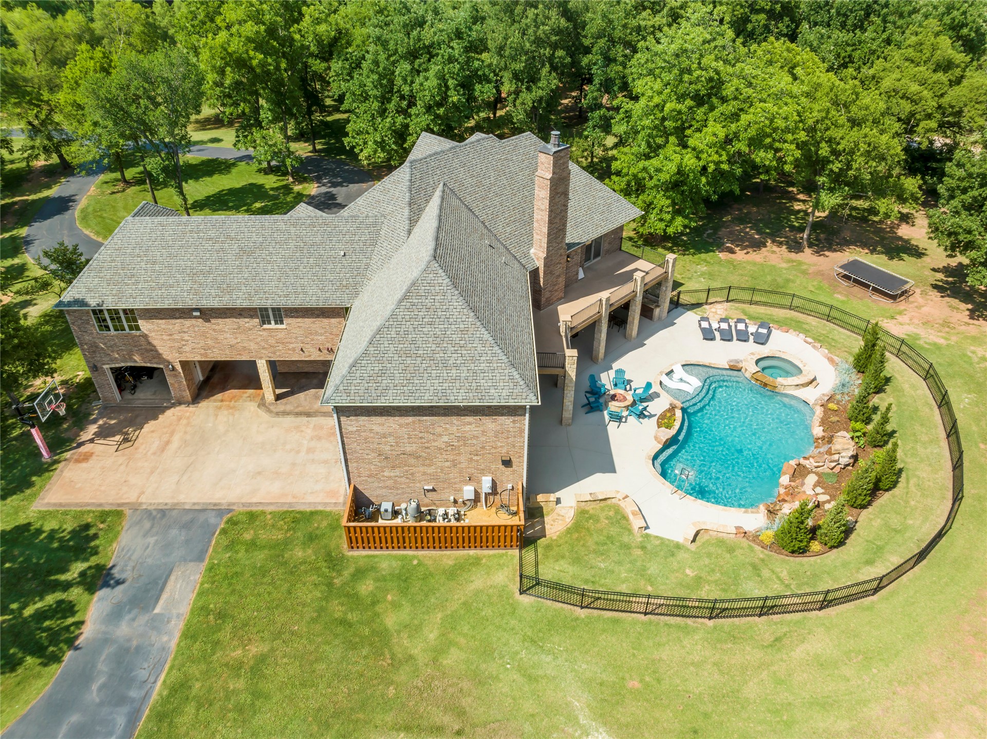 1211 N Cimarron Hill Property Photo 49