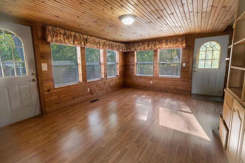 509 N Jefferson Avenue Property Photo 2