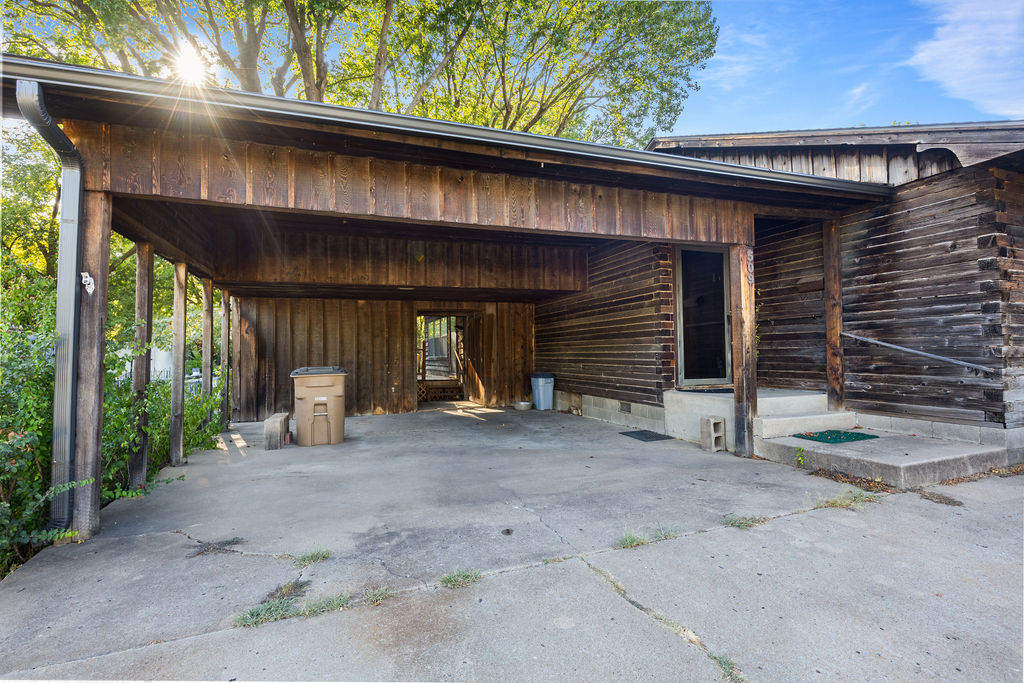 509 N Jefferson Avenue Property Photo 18