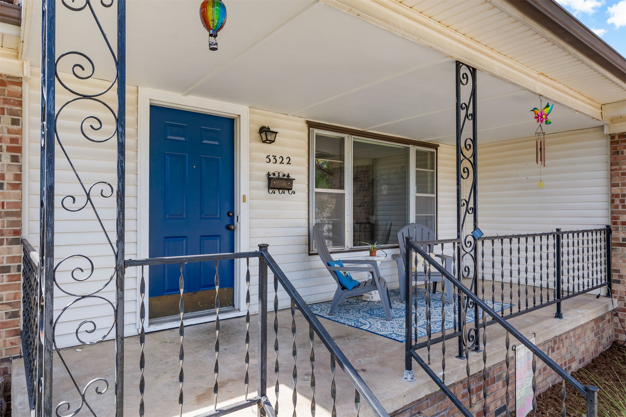 5322 S Rockford Avenue Property Photo 3