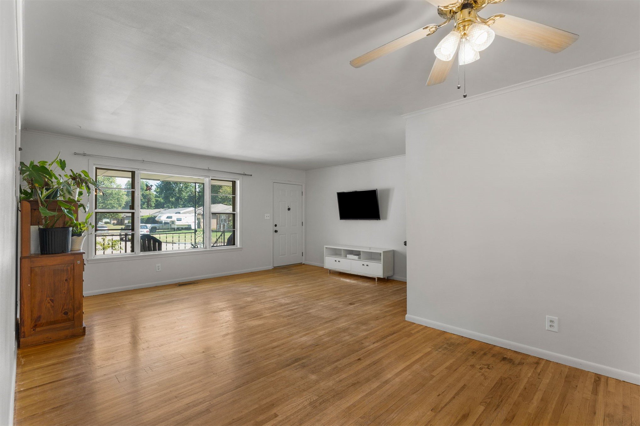 5322 S Rockford Avenue Property Photo 5