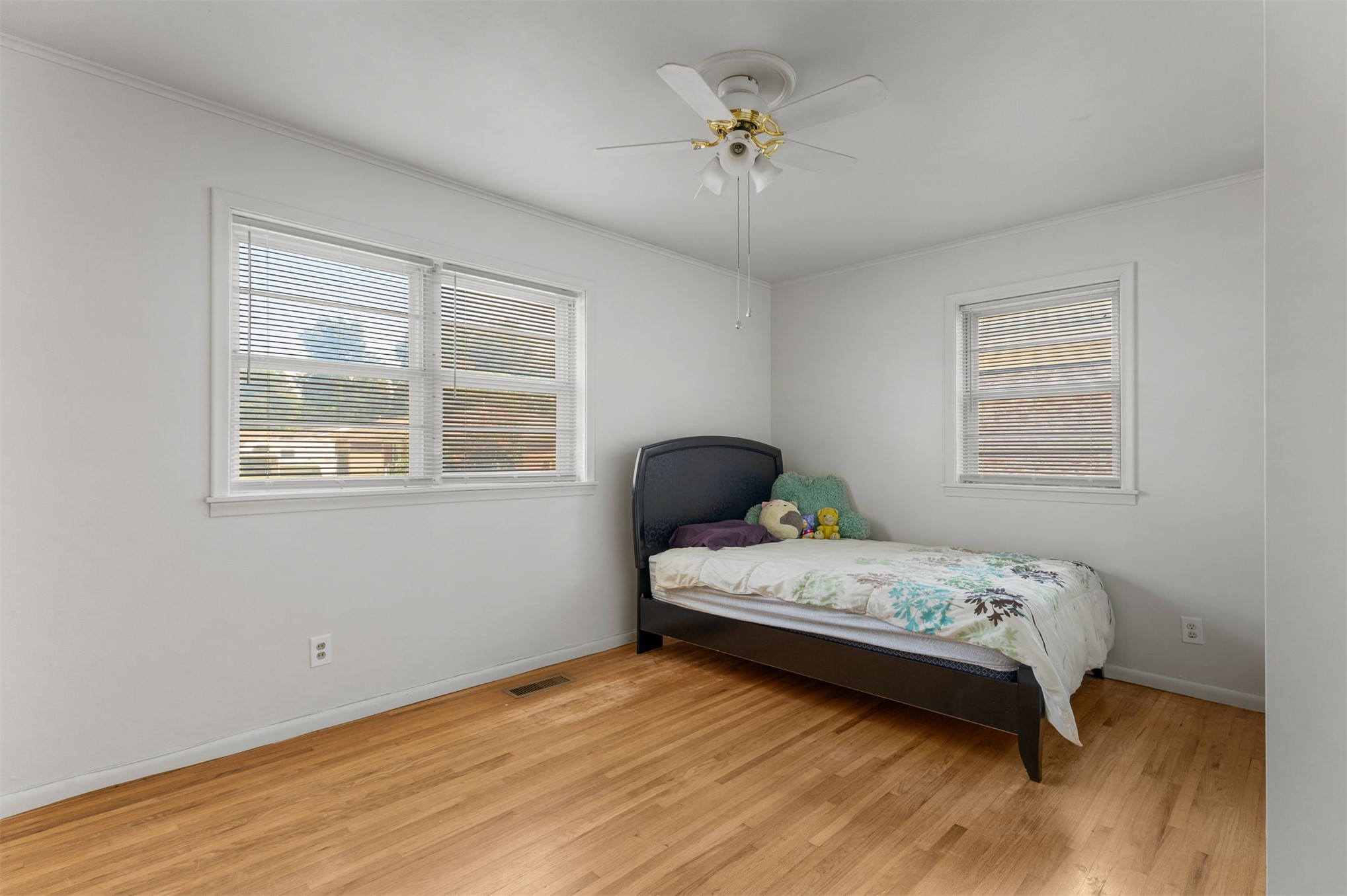 5322 S Rockford Avenue Property Photo 17