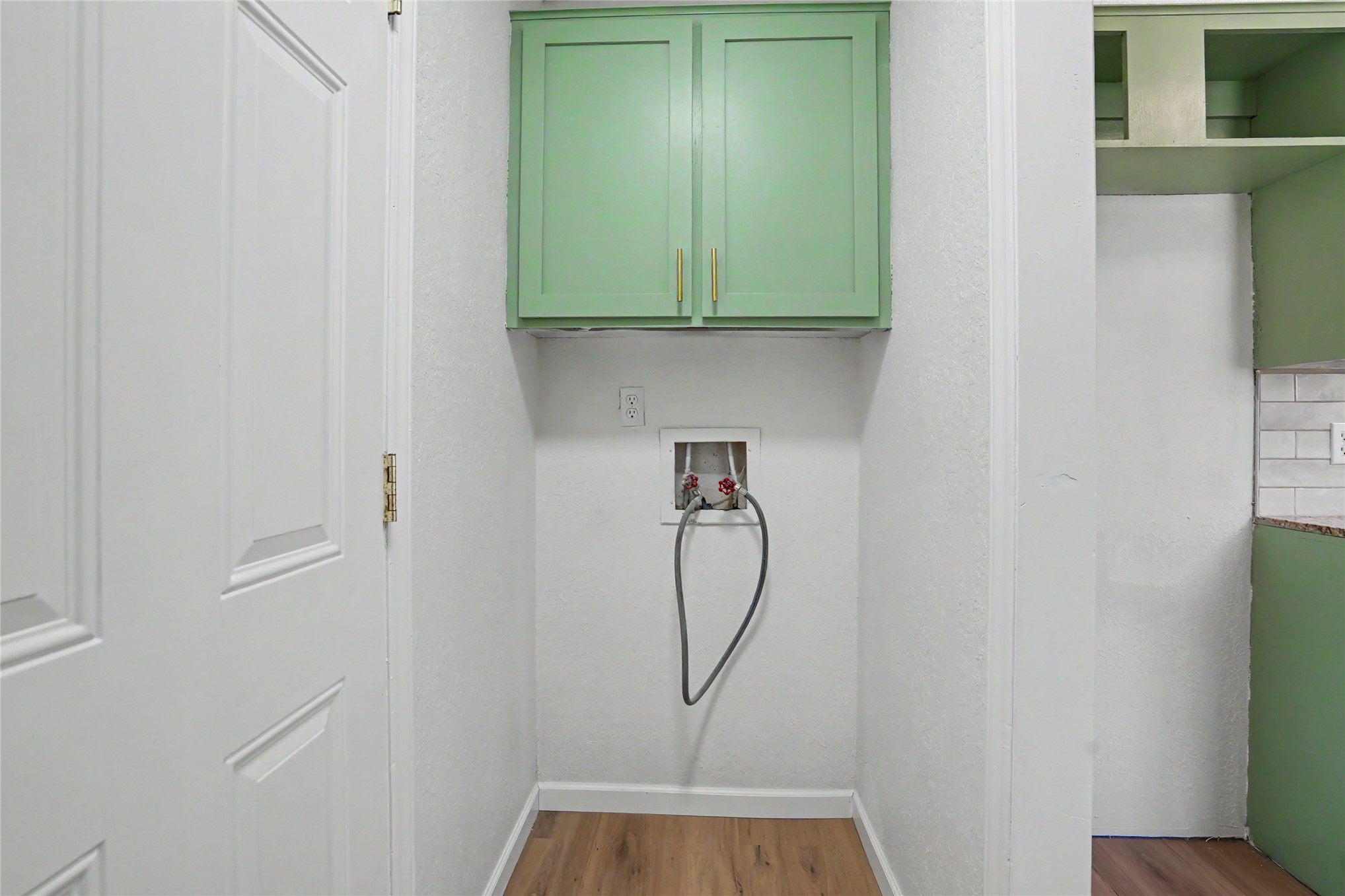 782 N Zenith Avenue Property Photo 20