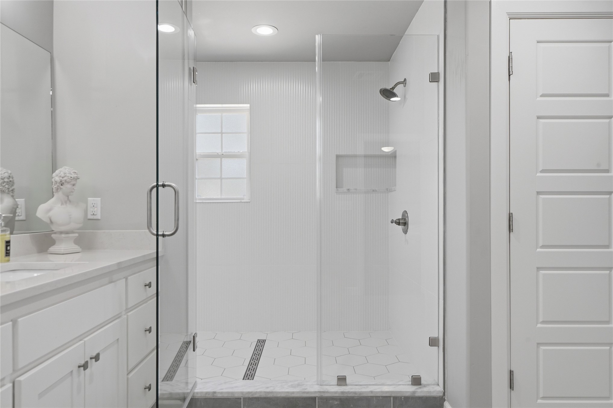 2251 S Delaware Court Property Photo 30