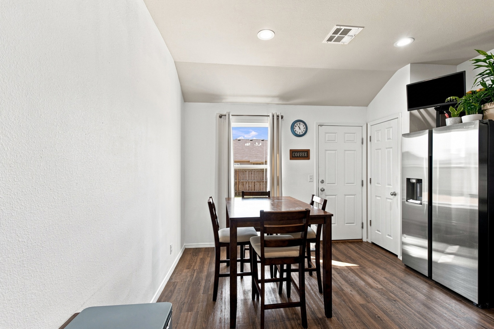 10004 E 107th Place Property Photo 15