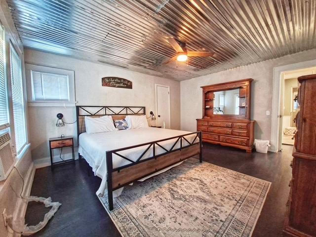 500 N Hinckley Street Property Photo 13