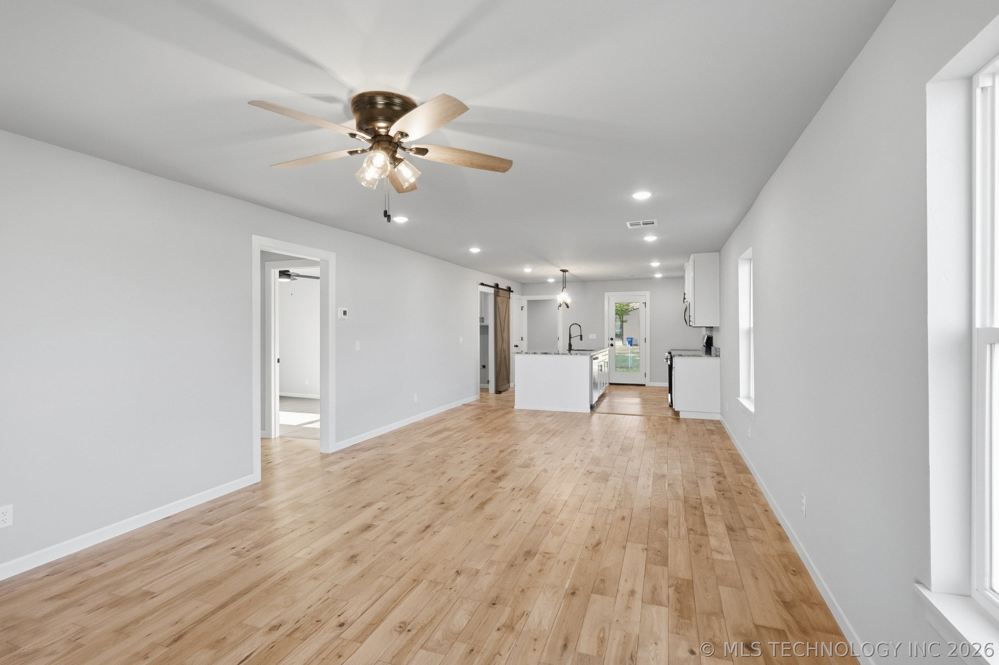 313 Ohio Street Property Photo 4