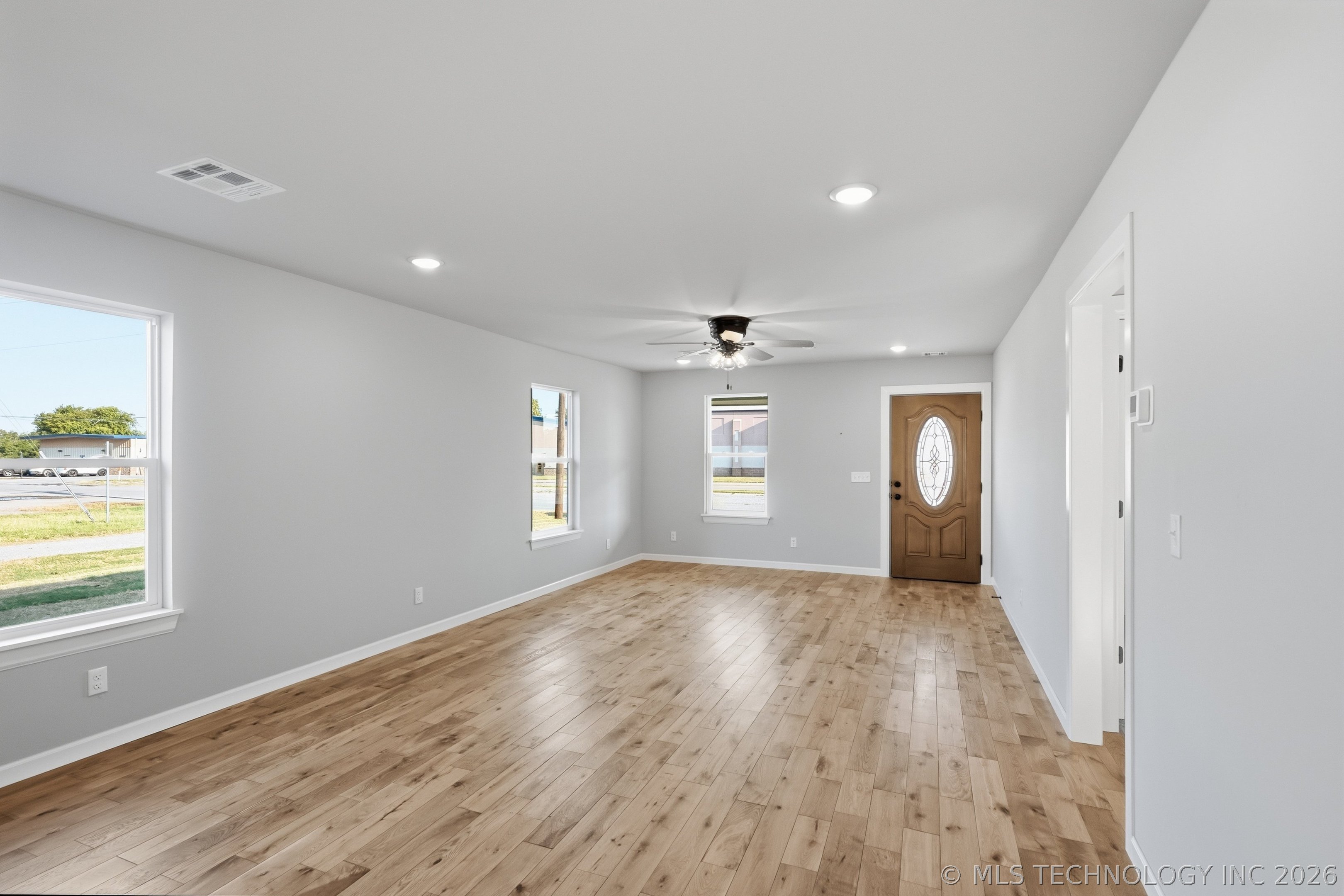 313 Ohio Street Property Photo 5