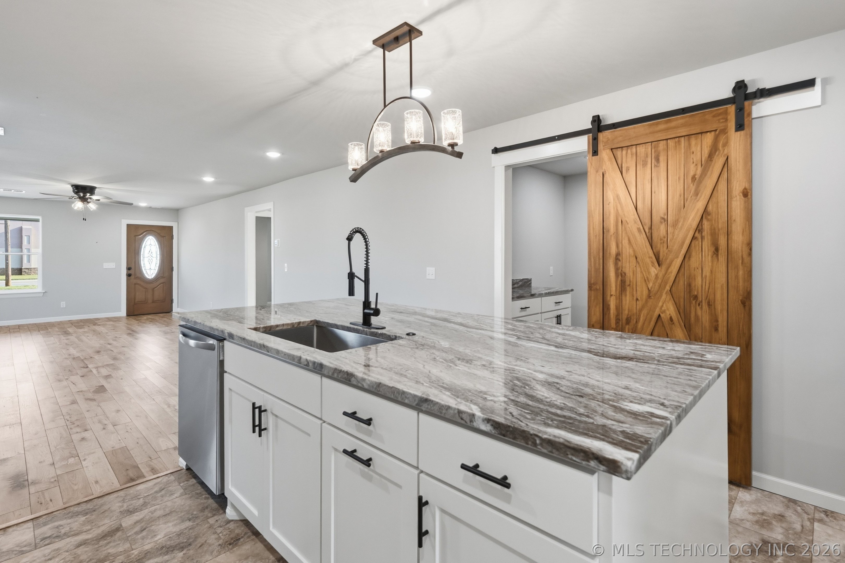 313 Ohio Street Property Photo 12