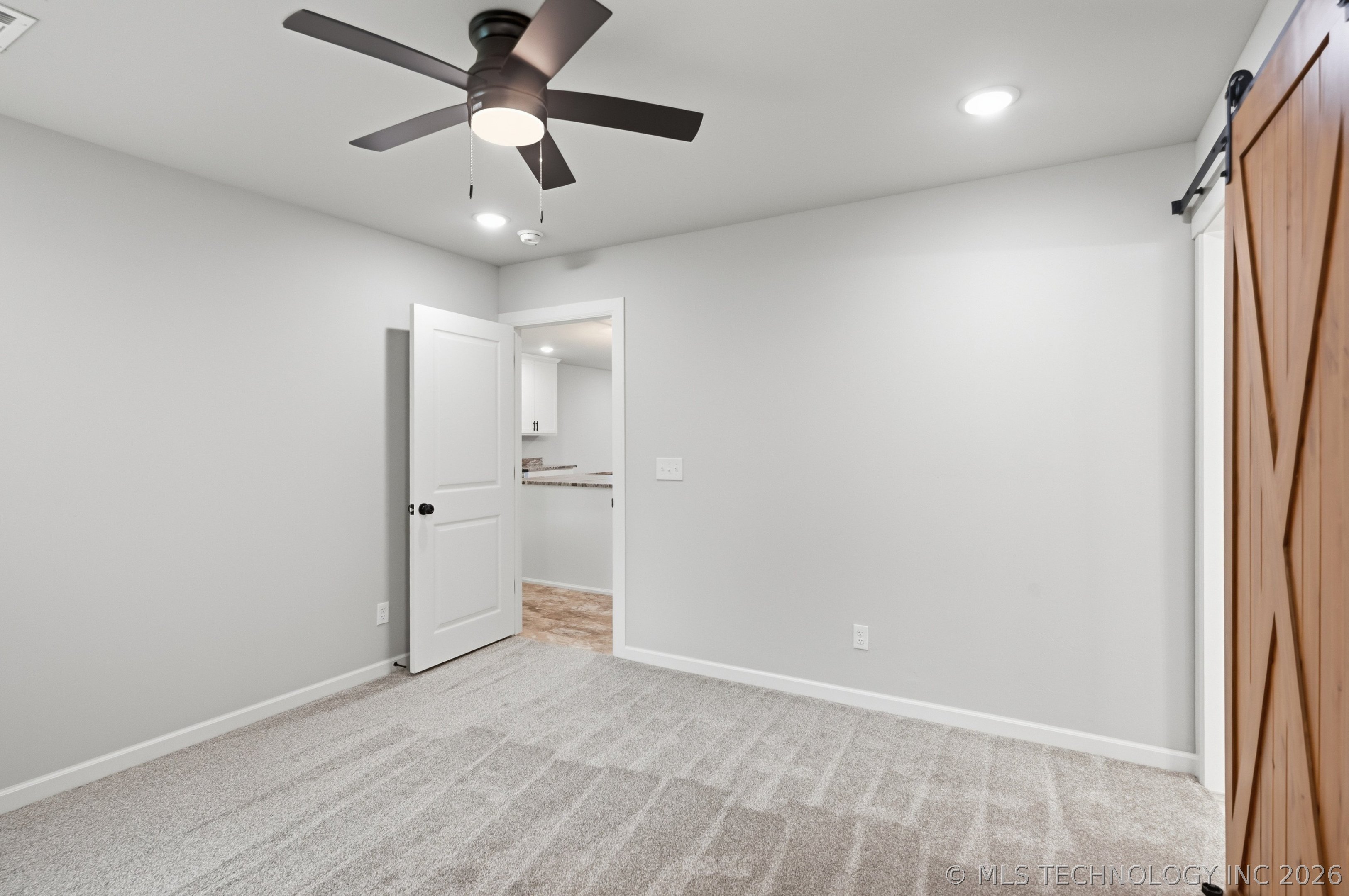 313 Ohio Street Property Photo 15